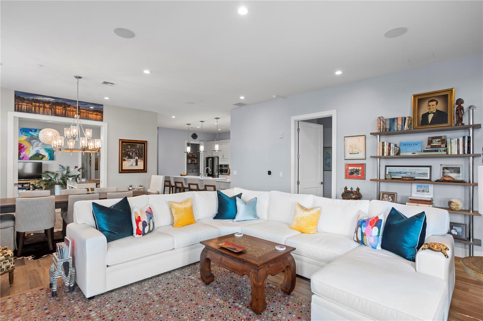 Image 27 of 65 For 91 Davis Boulevard 303