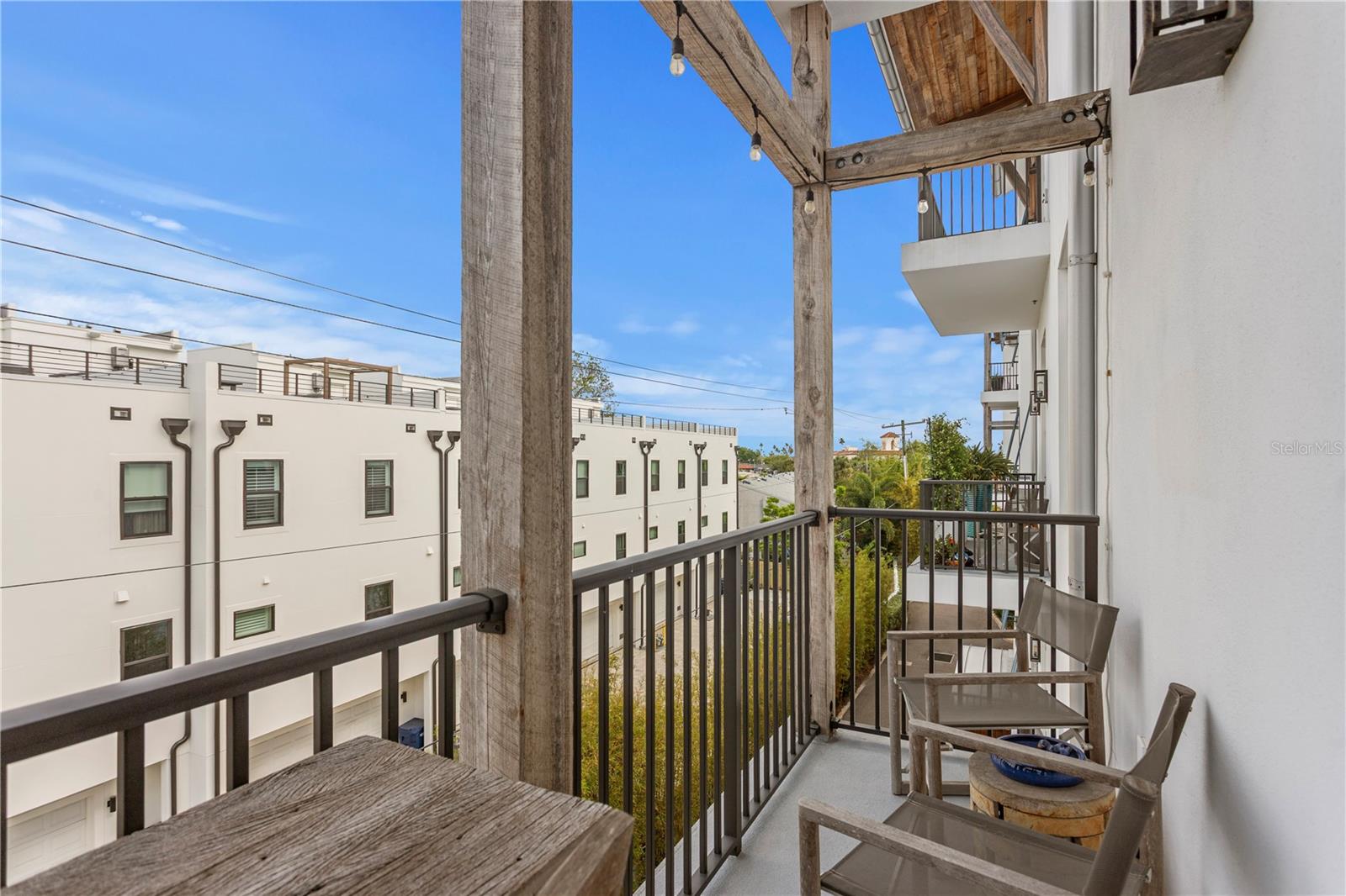 Image 30 of 65 For 91 Davis Boulevard 303