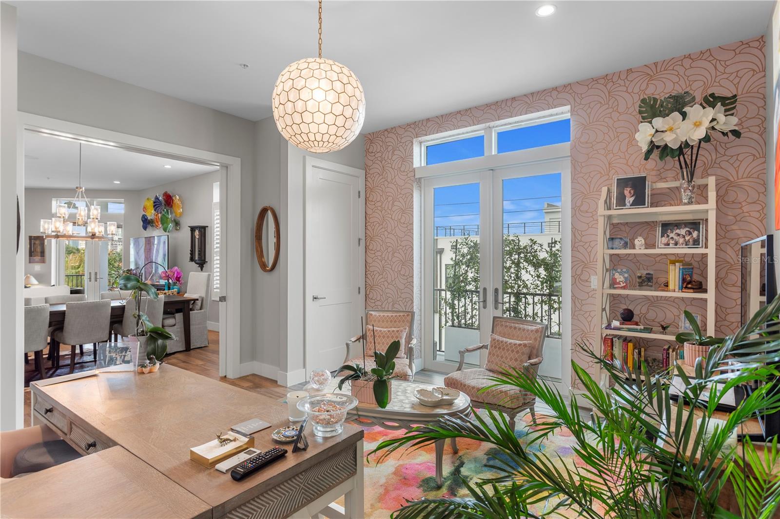 Image 36 of 65 For 91 Davis Boulevard 303