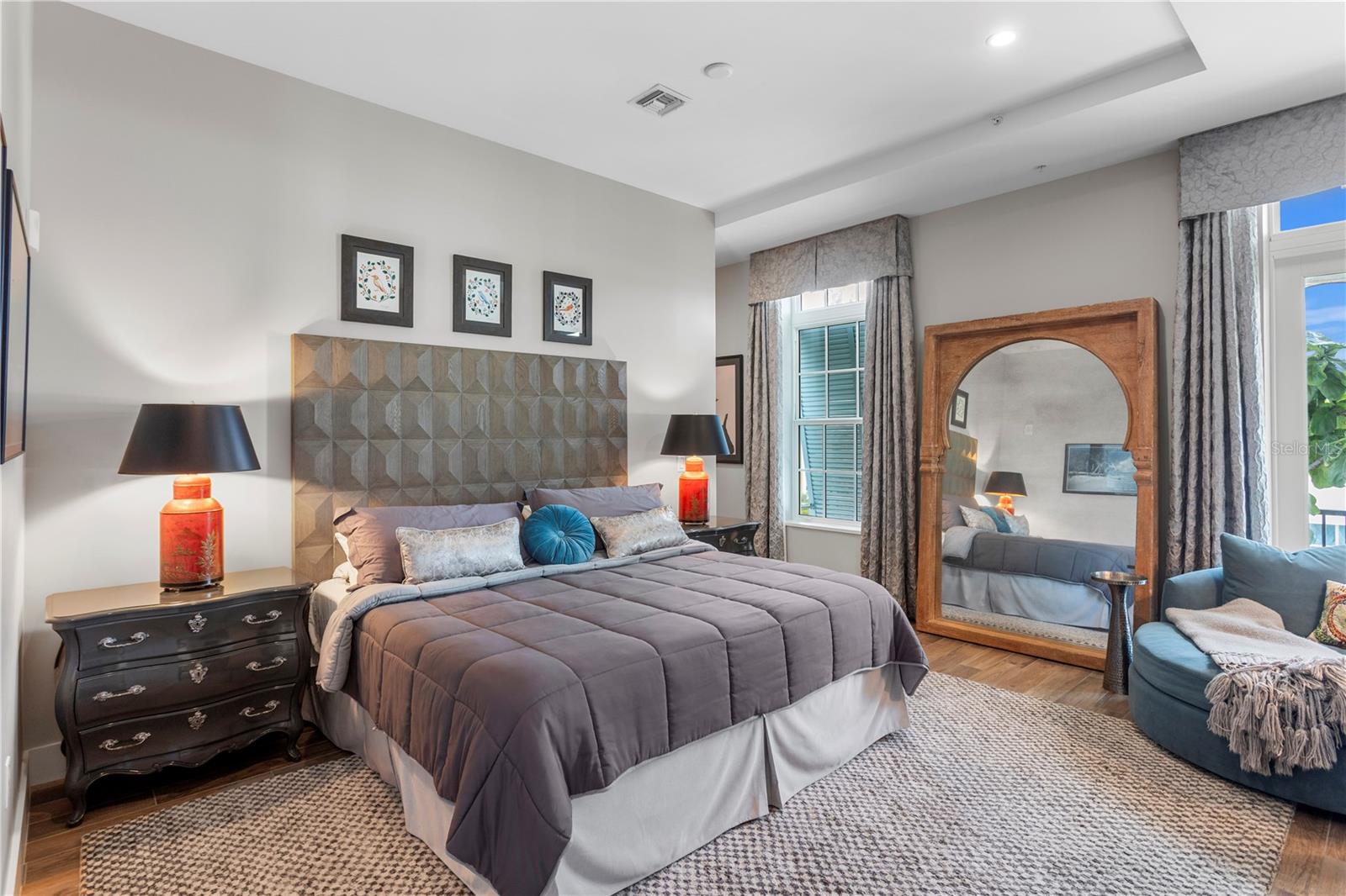 Image 45 of 65 For 91 Davis Boulevard 303