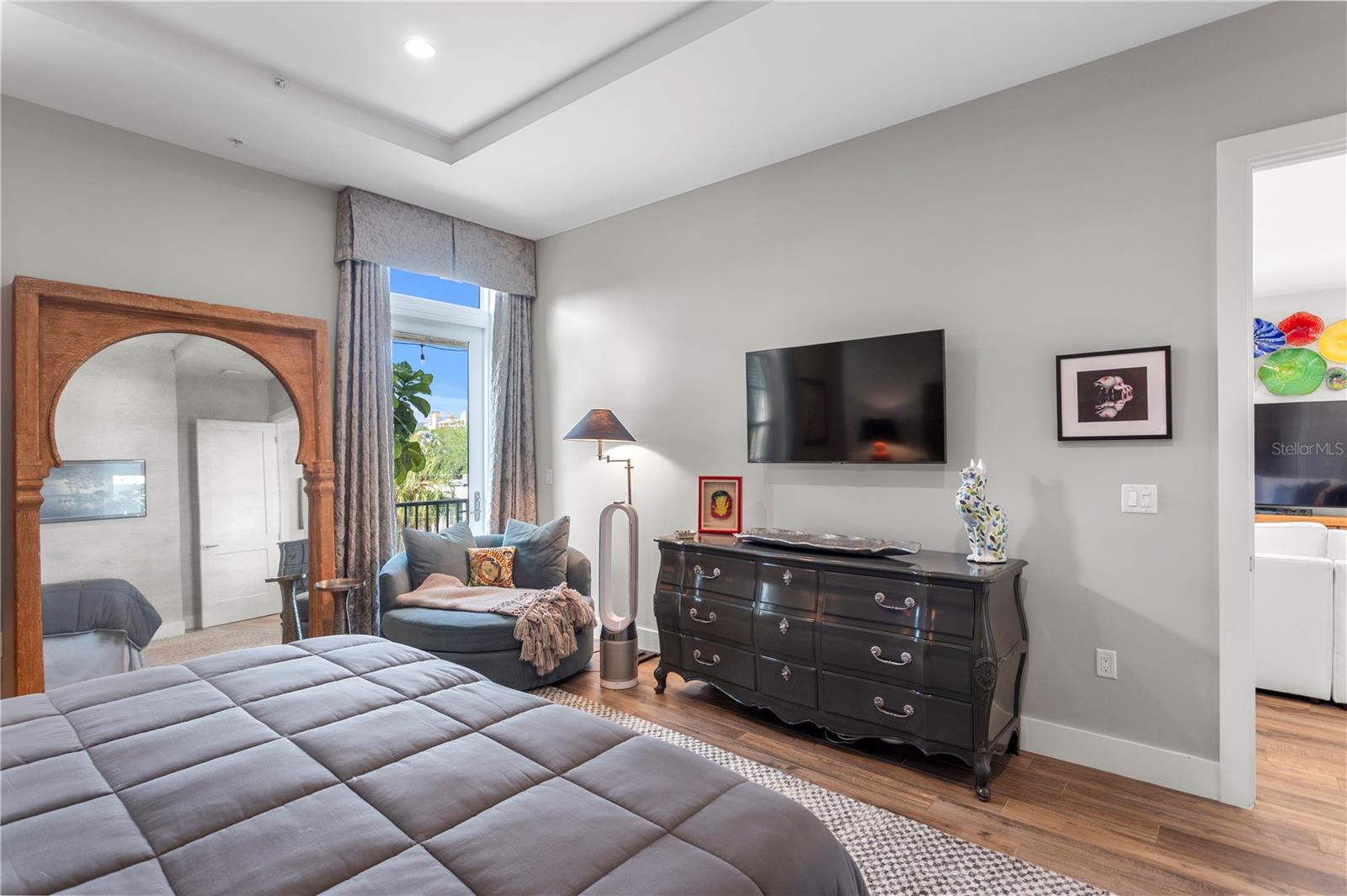 Image 46 of 65 For 91 Davis Boulevard 303