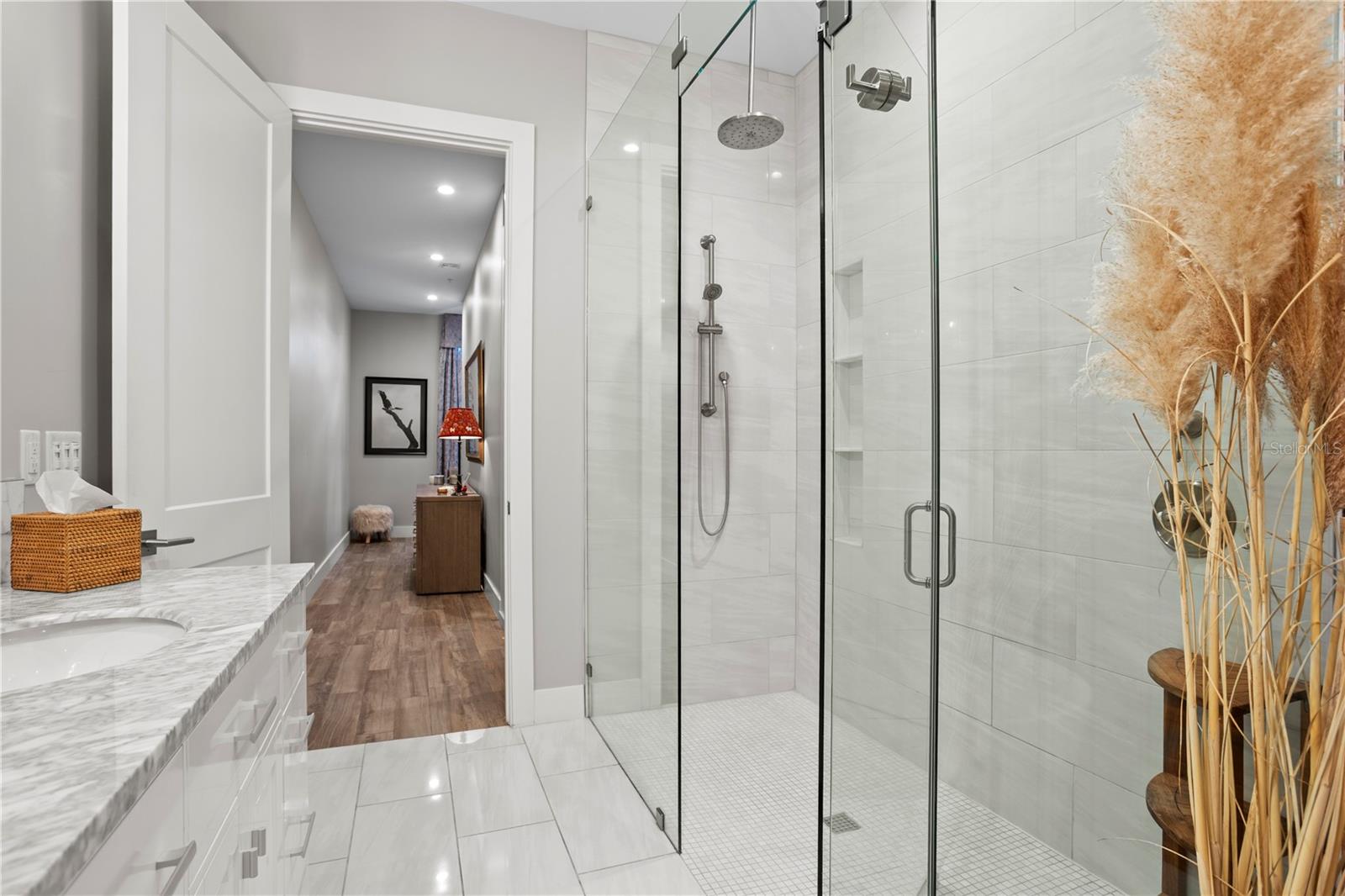 Image 52 of 65 For 91 Davis Boulevard 303