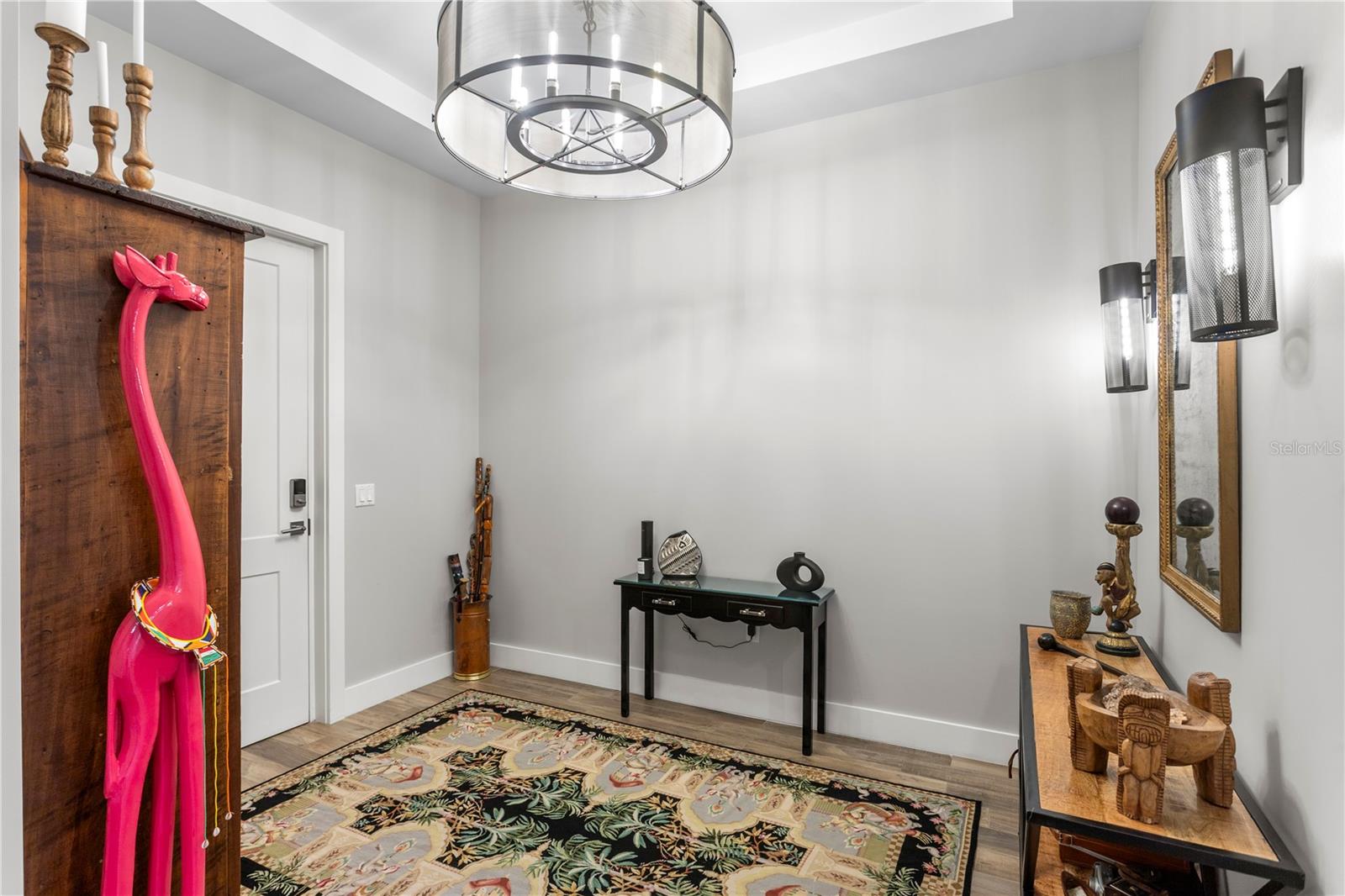 Image 9 of 65 For 91 Davis Boulevard 303