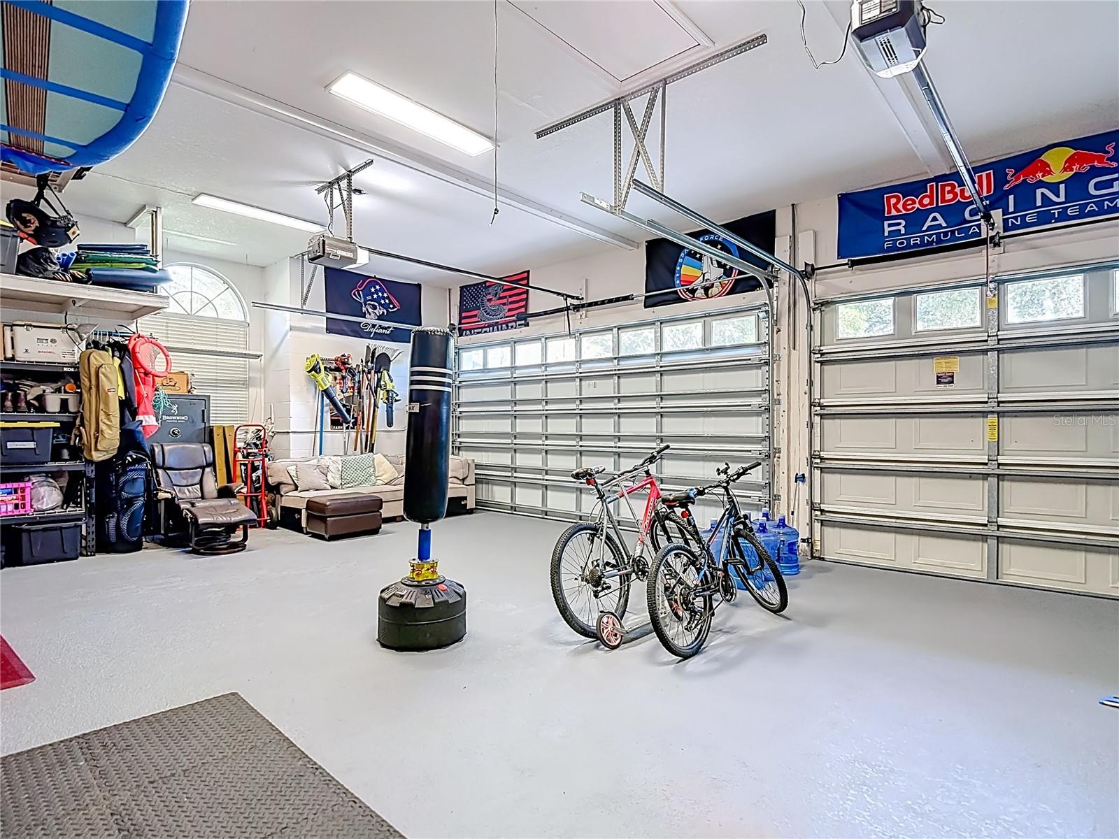 Image 59 of 75 For 2425 Valrico Forest Drive