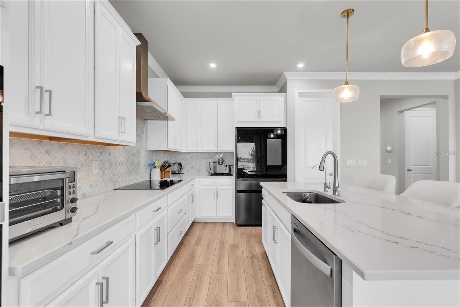 Image 12 of 46 For 6353 Timberdale Avenue