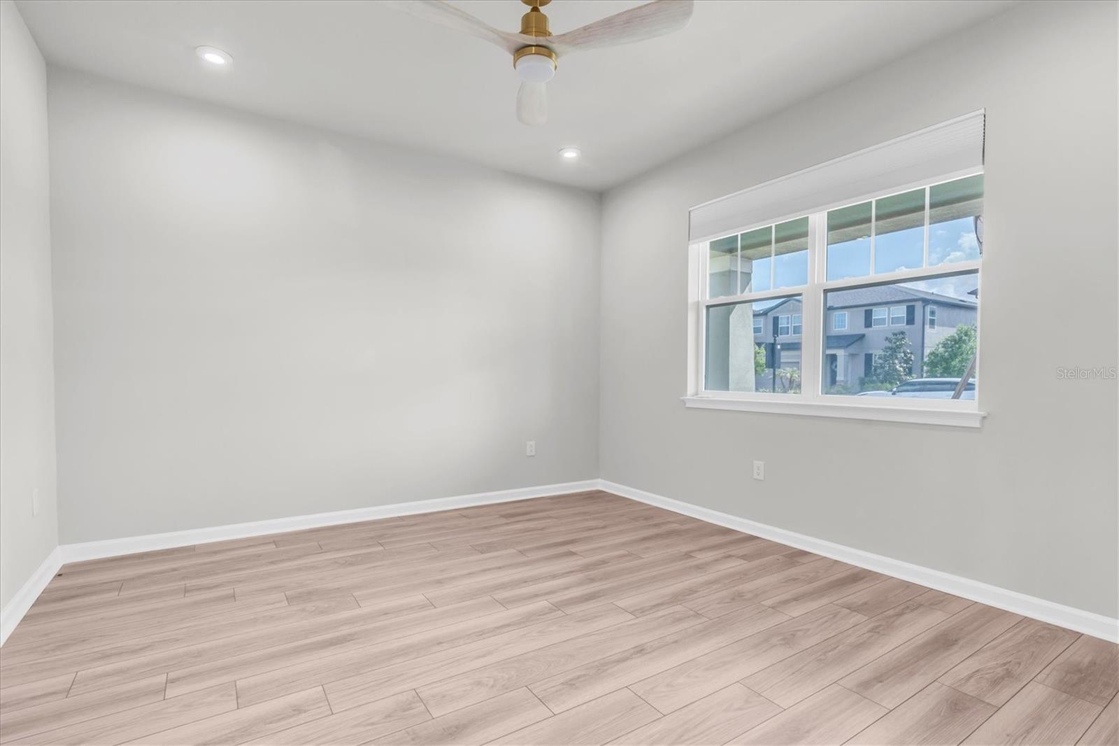 Image 17 of 46 For 6353 Timberdale Avenue