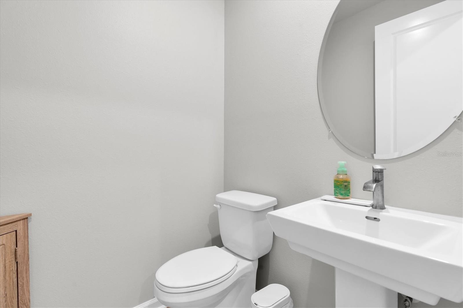 Image 22 of 46 For 6353 Timberdale Avenue