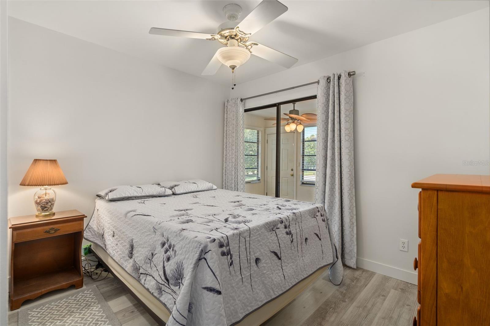 Image 23 of 29 For 37810 Alissa Drive