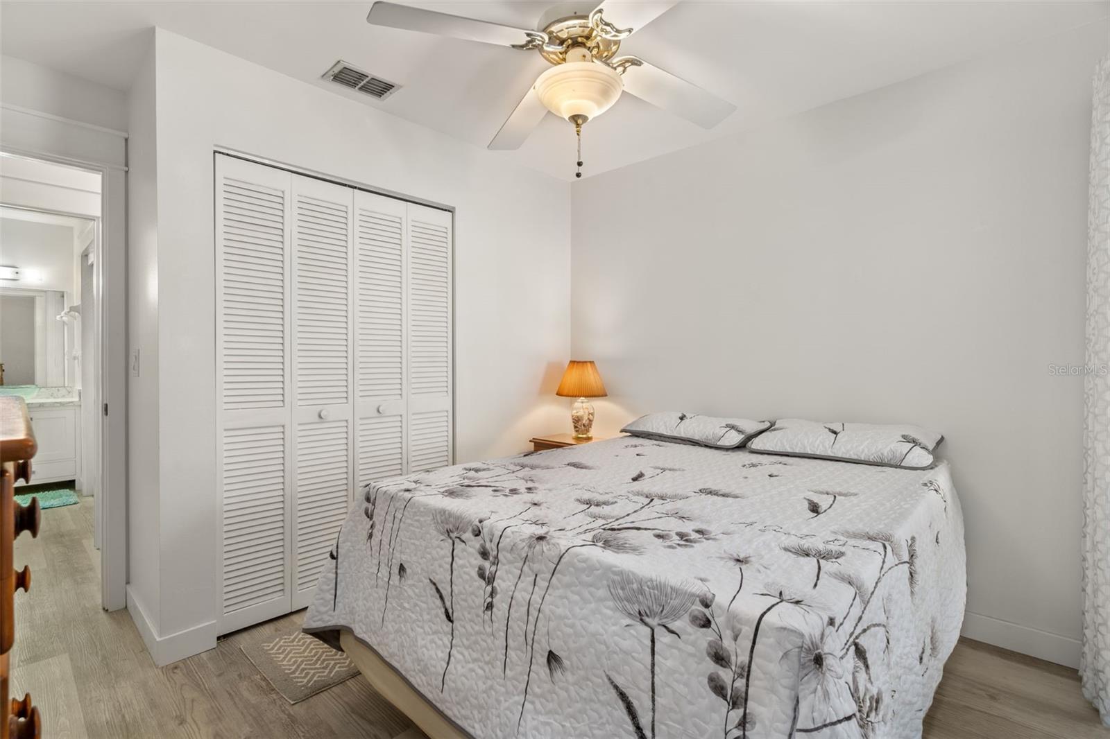 Image 24 of 29 For 37810 Alissa Drive