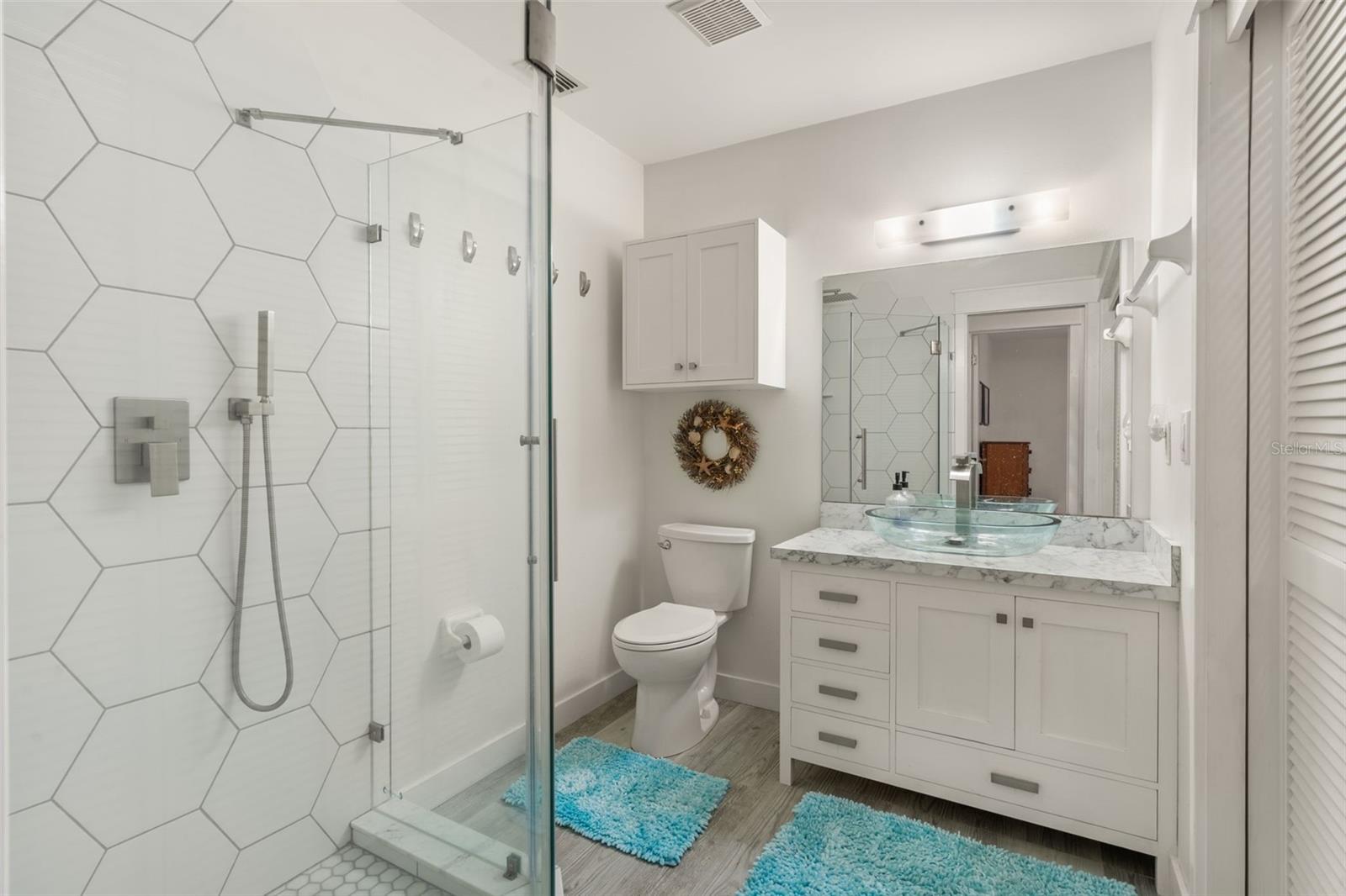 Image 25 of 29 For 37810 Alissa Drive