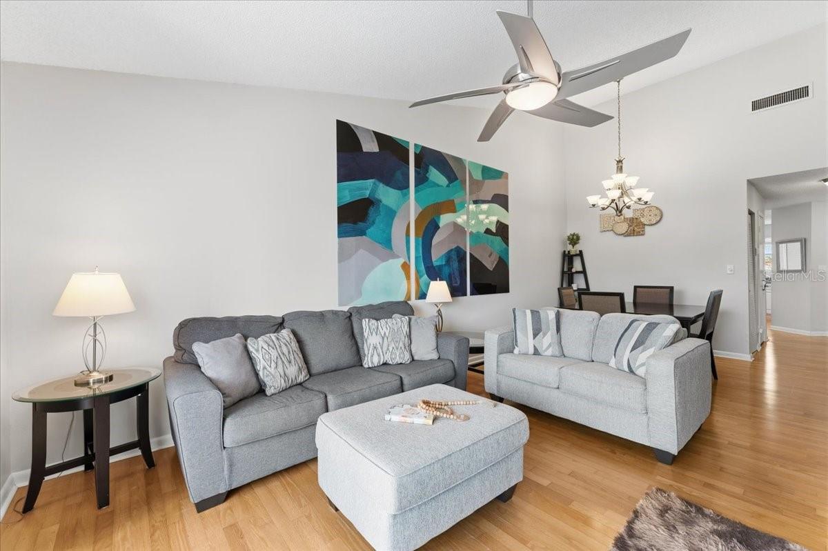 Image 10 of 47 For 6061 Bahia Del Mar Boulevard 207