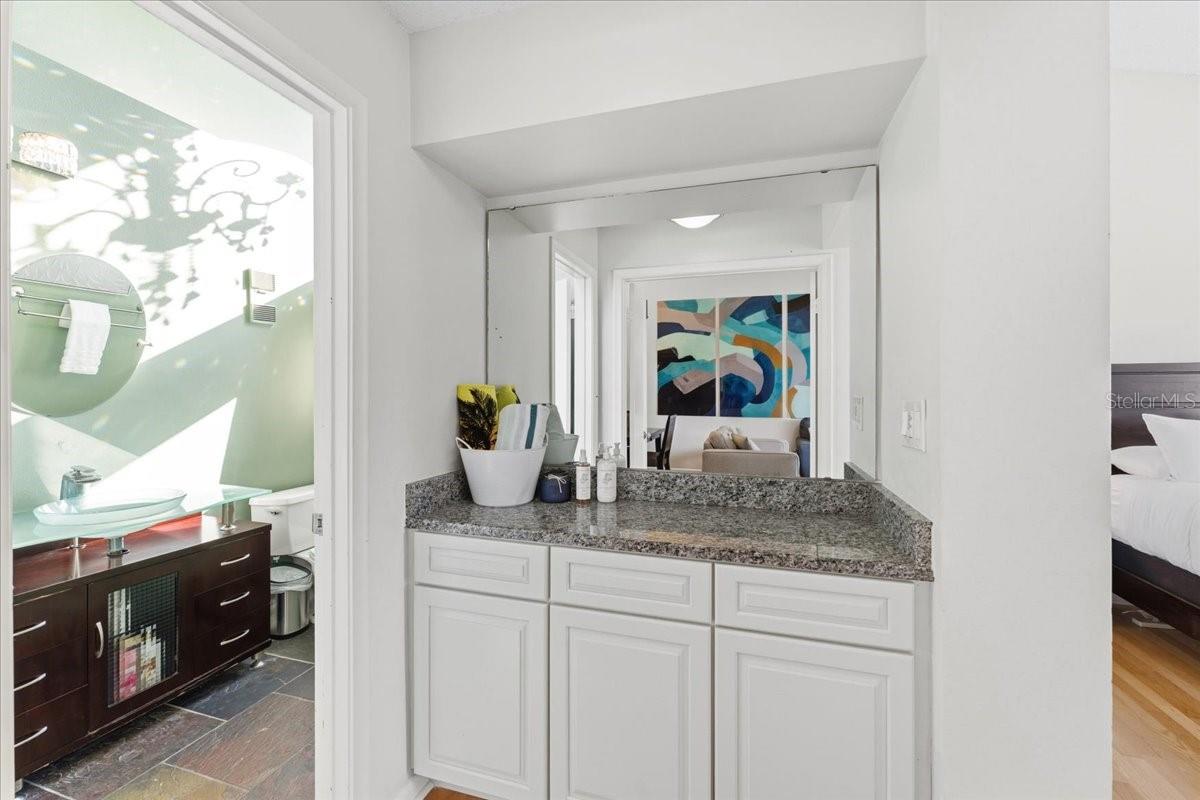 Image 12 of 47 For 6061 Bahia Del Mar Boulevard 207
