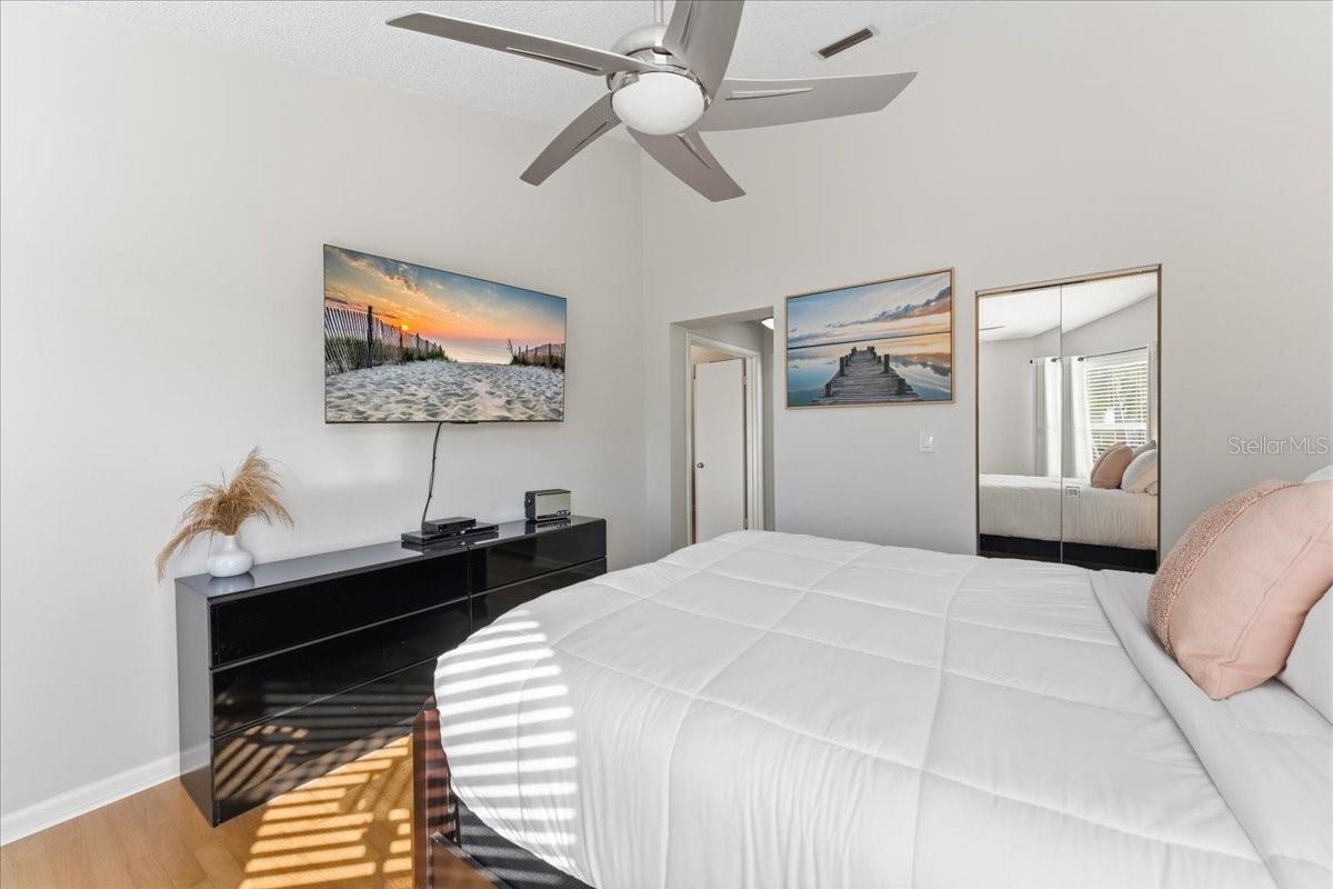 Image 14 of 47 For 6061 Bahia Del Mar Boulevard 207