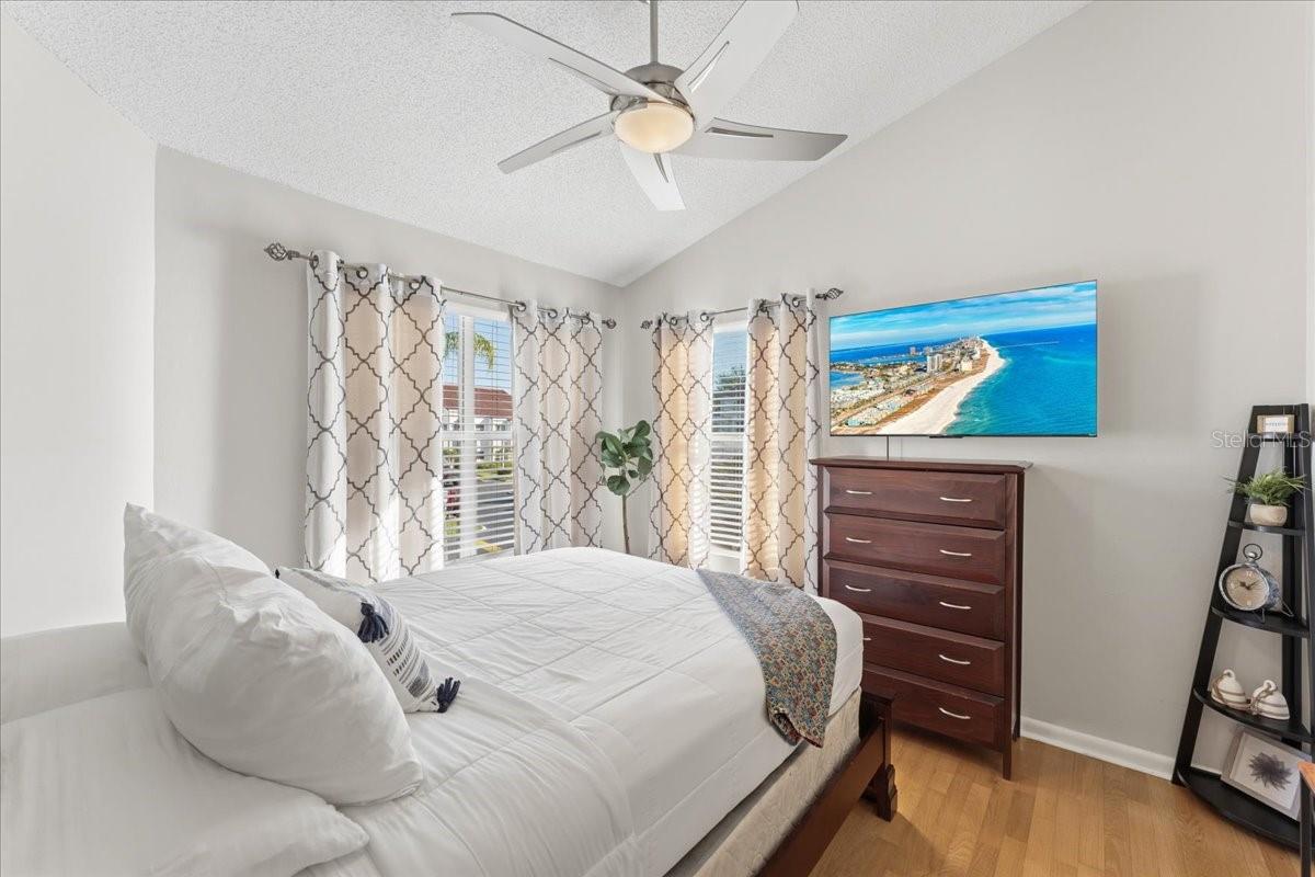 Image 17 of 47 For 6061 Bahia Del Mar Boulevard 207