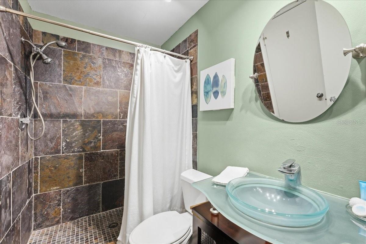 Image 19 of 47 For 6061 Bahia Del Mar Boulevard 207