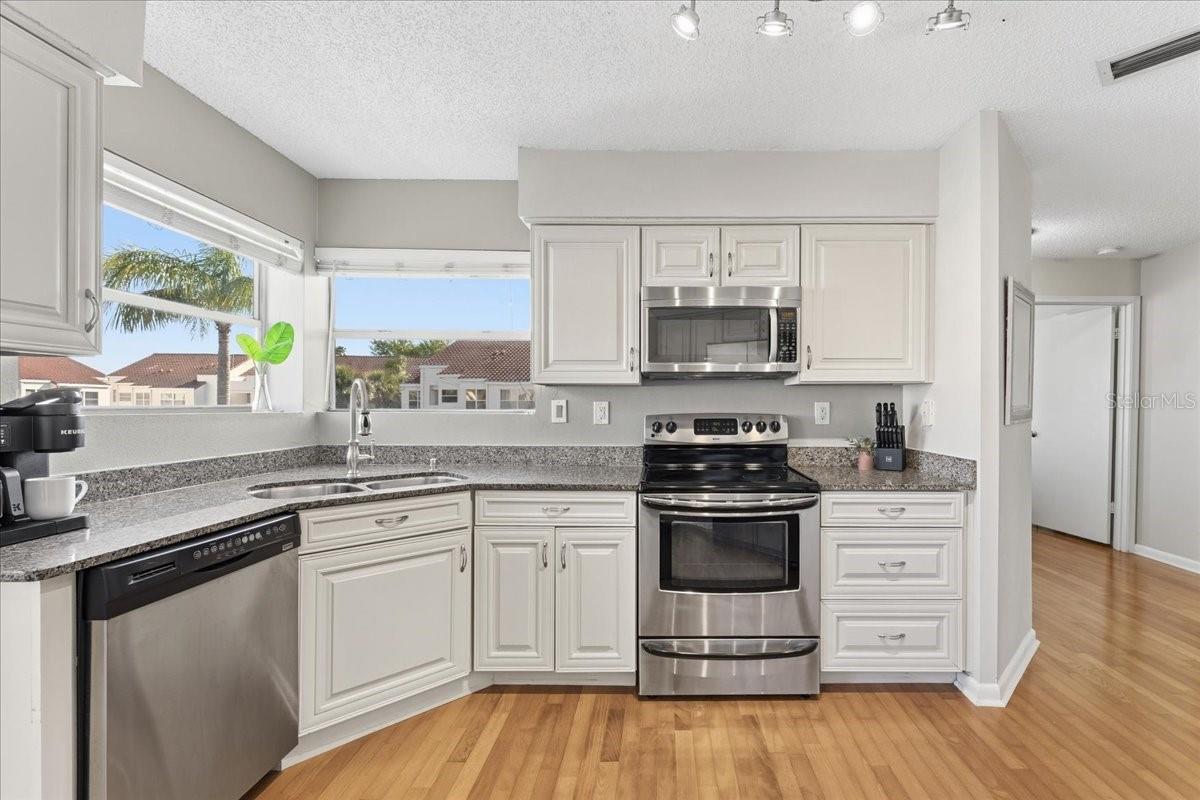 Image 3 of 47 For 6061 Bahia Del Mar Boulevard 207