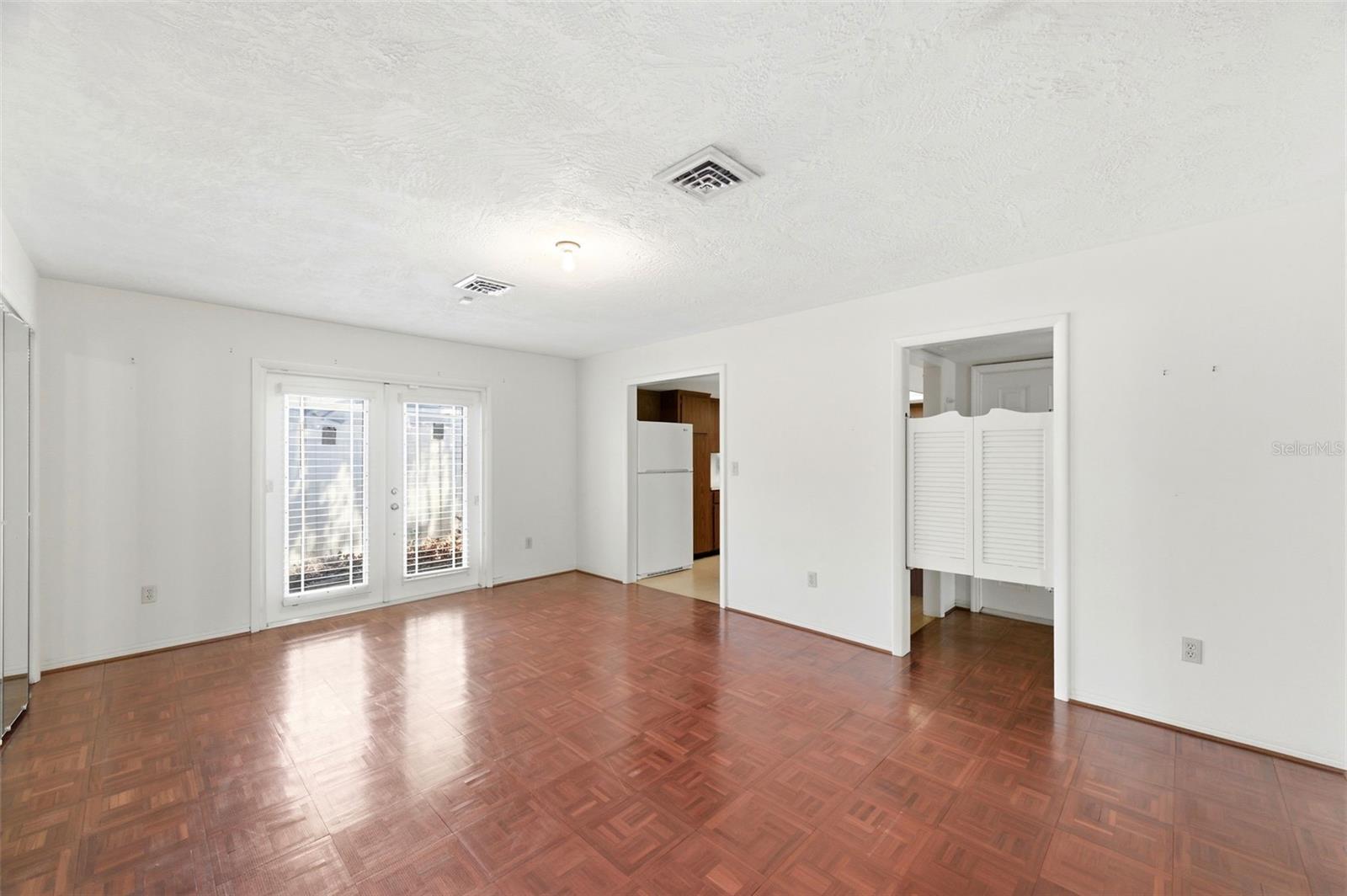 Image 10 of 25 For 1451 Monticello Boulevard N