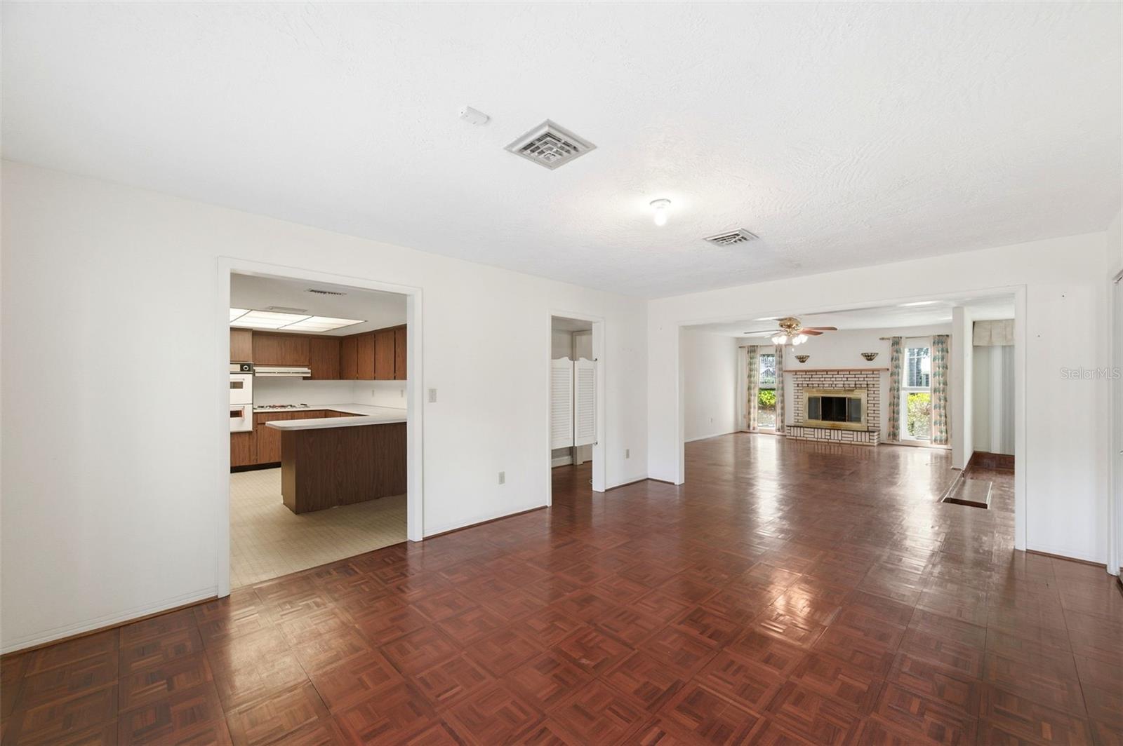 Image 12 of 25 For 1451 Monticello Boulevard N