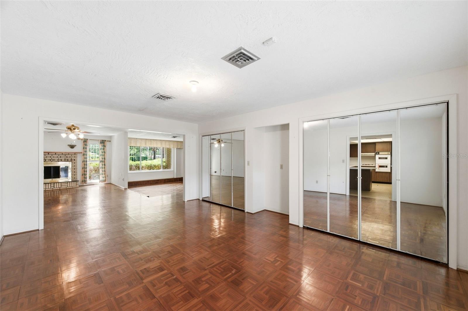 Image 13 of 25 For 1451 Monticello Boulevard N