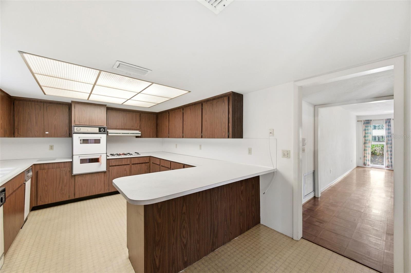 Image 14 of 25 For 1451 Monticello Boulevard N