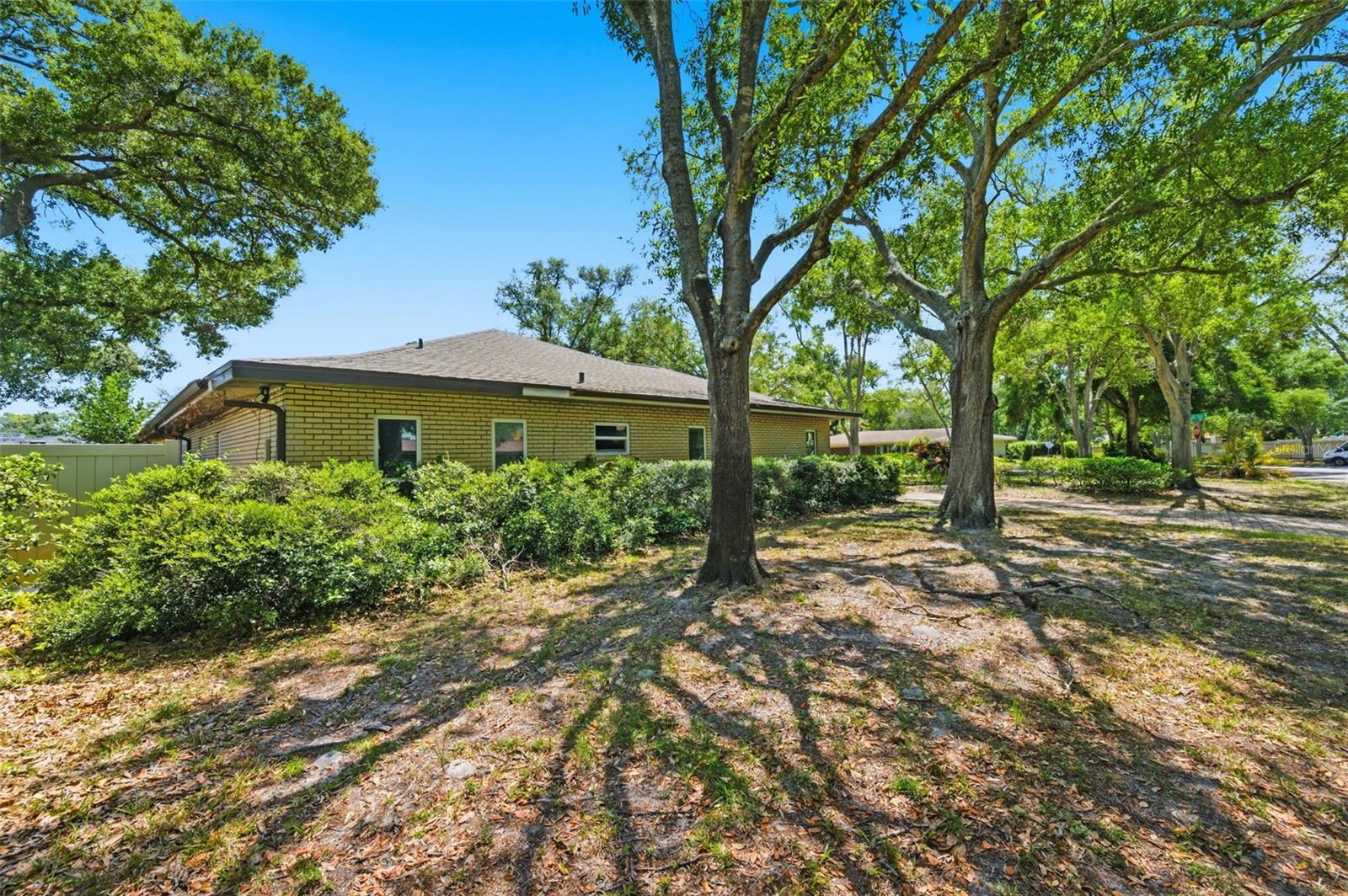 Image 5 of 25 For 1451 Monticello Boulevard N