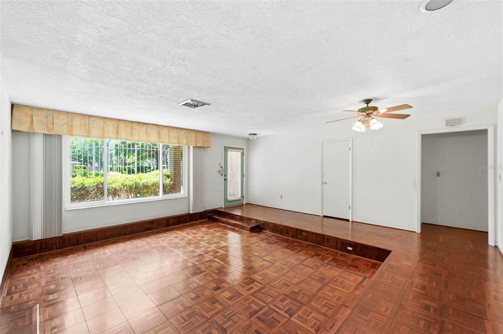 Image 6 of 25 For 1451 Monticello Boulevard N