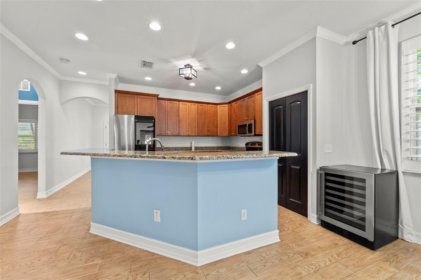 Image 11 of 46 For 967 49th Avenue N