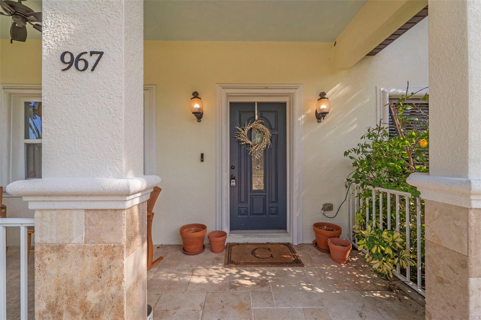 Image 2 of 46 For 967 49th Avenue N