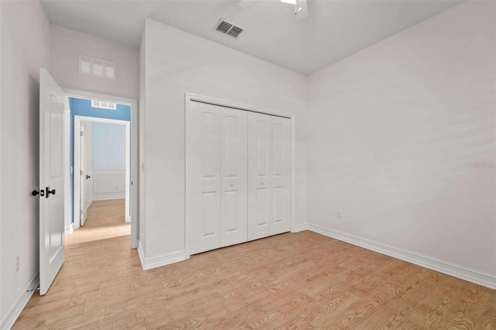 Image 30 of 46 For 967 49th Avenue N