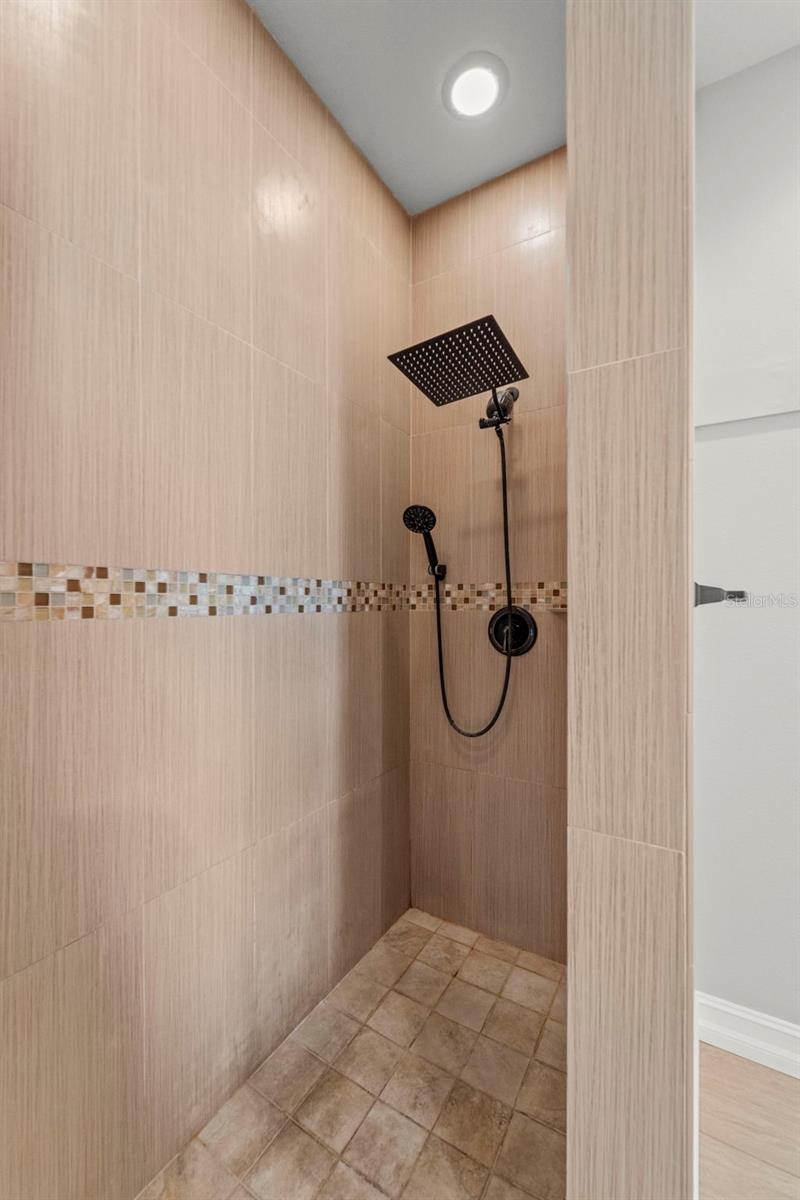 Image 41 of 46 For 967 49th Avenue N