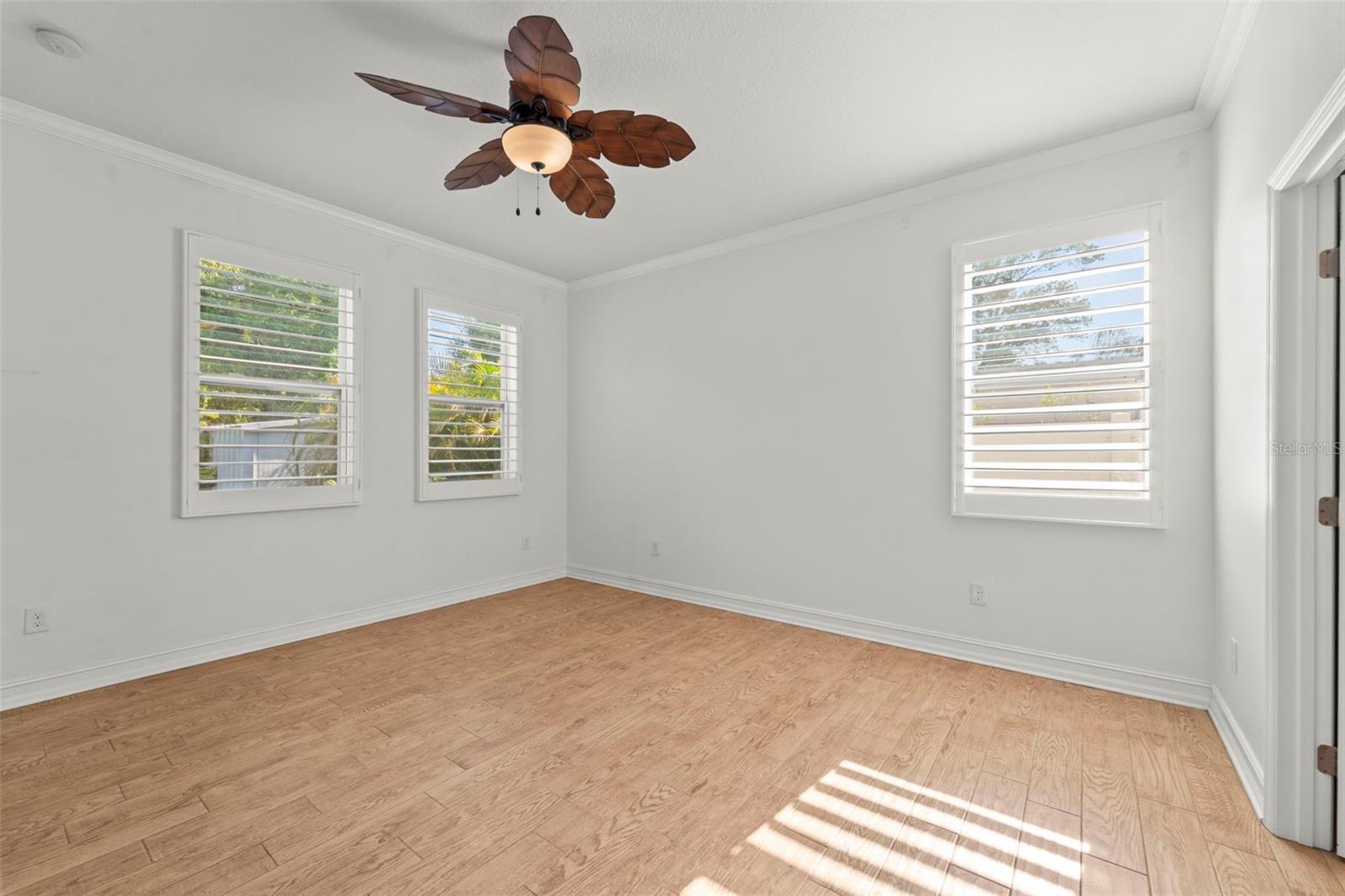 Image 42 of 46 For 967 49th Avenue N