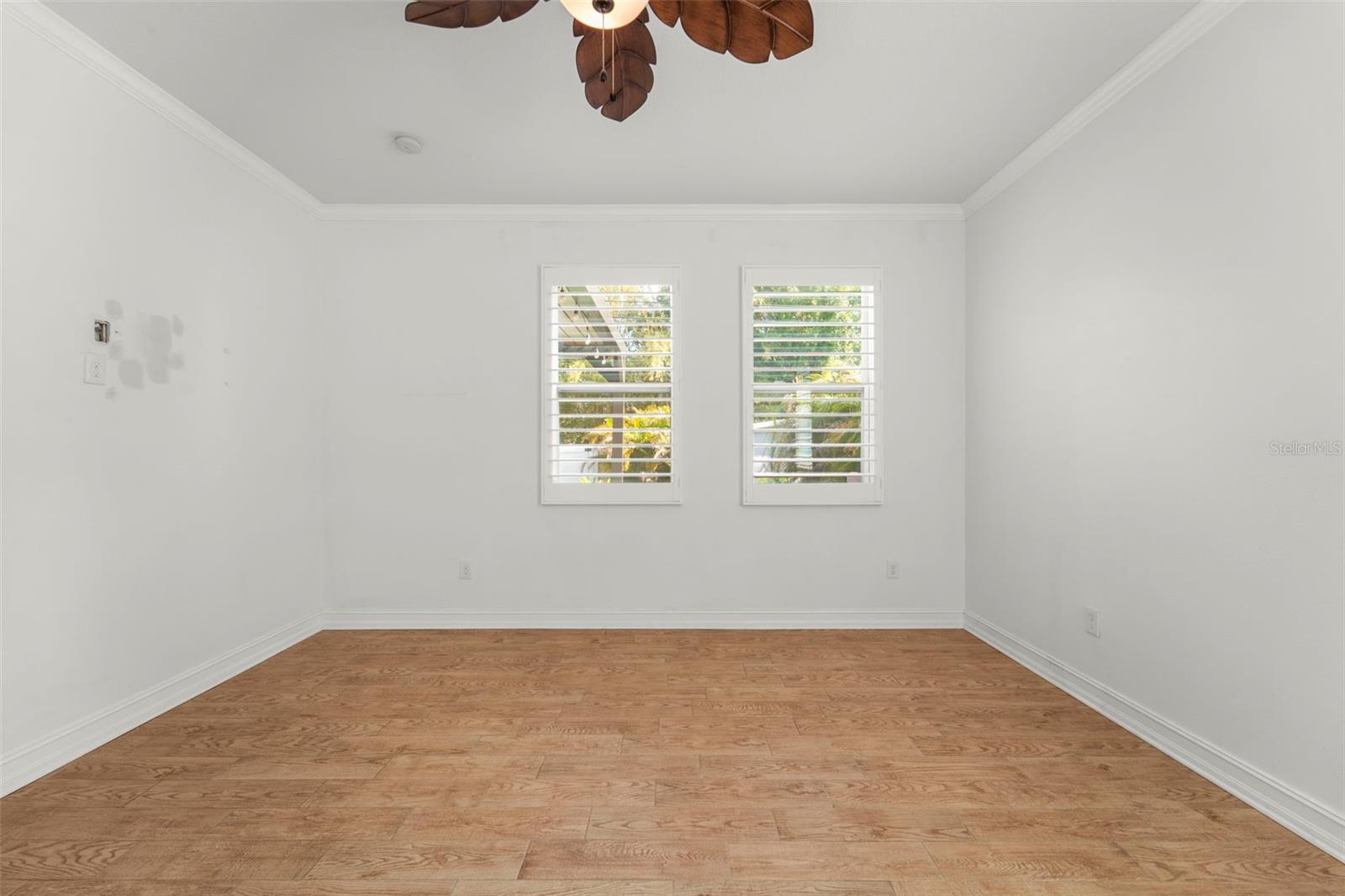 Image 43 of 46 For 967 49th Avenue N