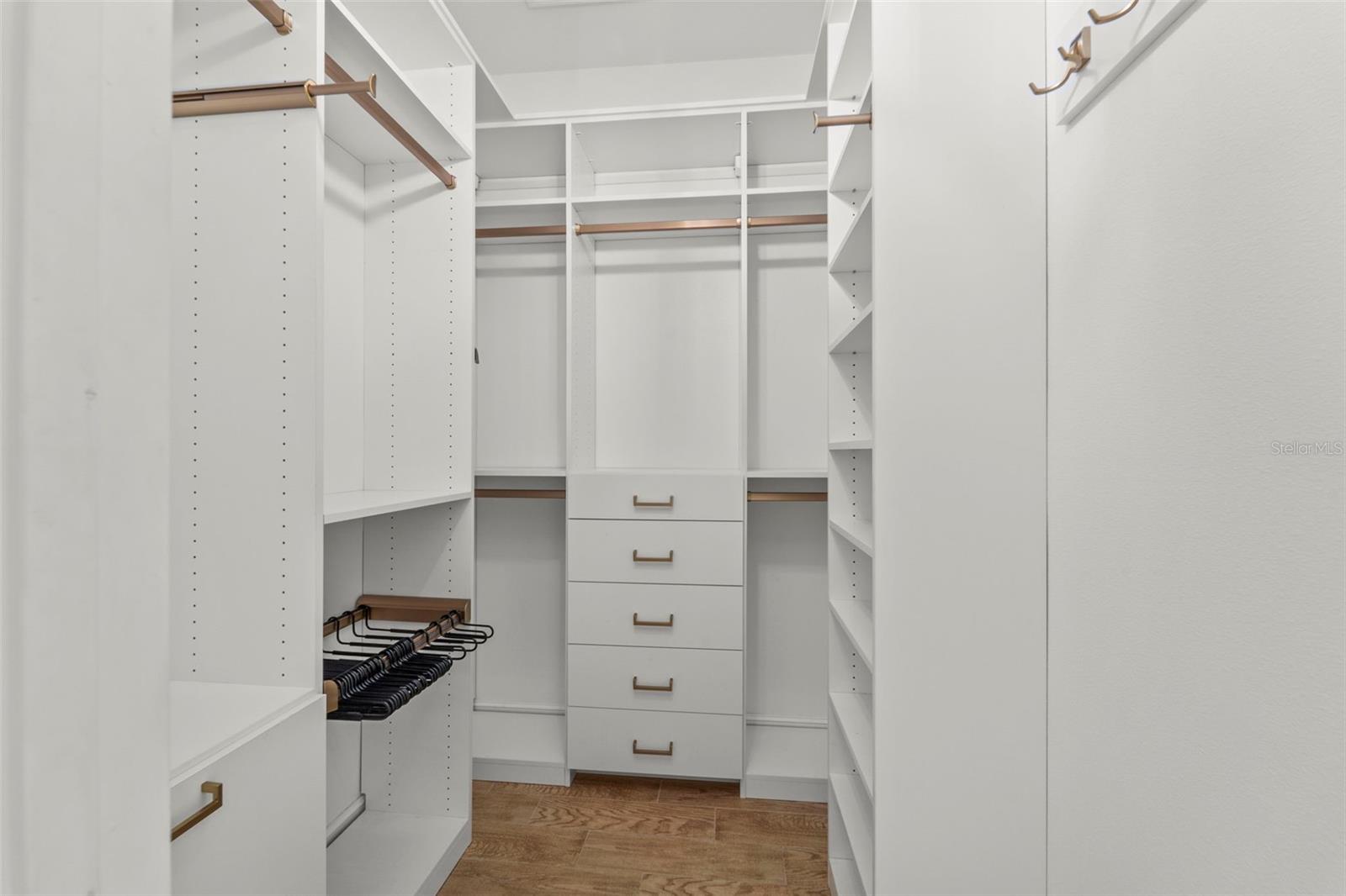 Image 46 of 46 For 967 49th Avenue N