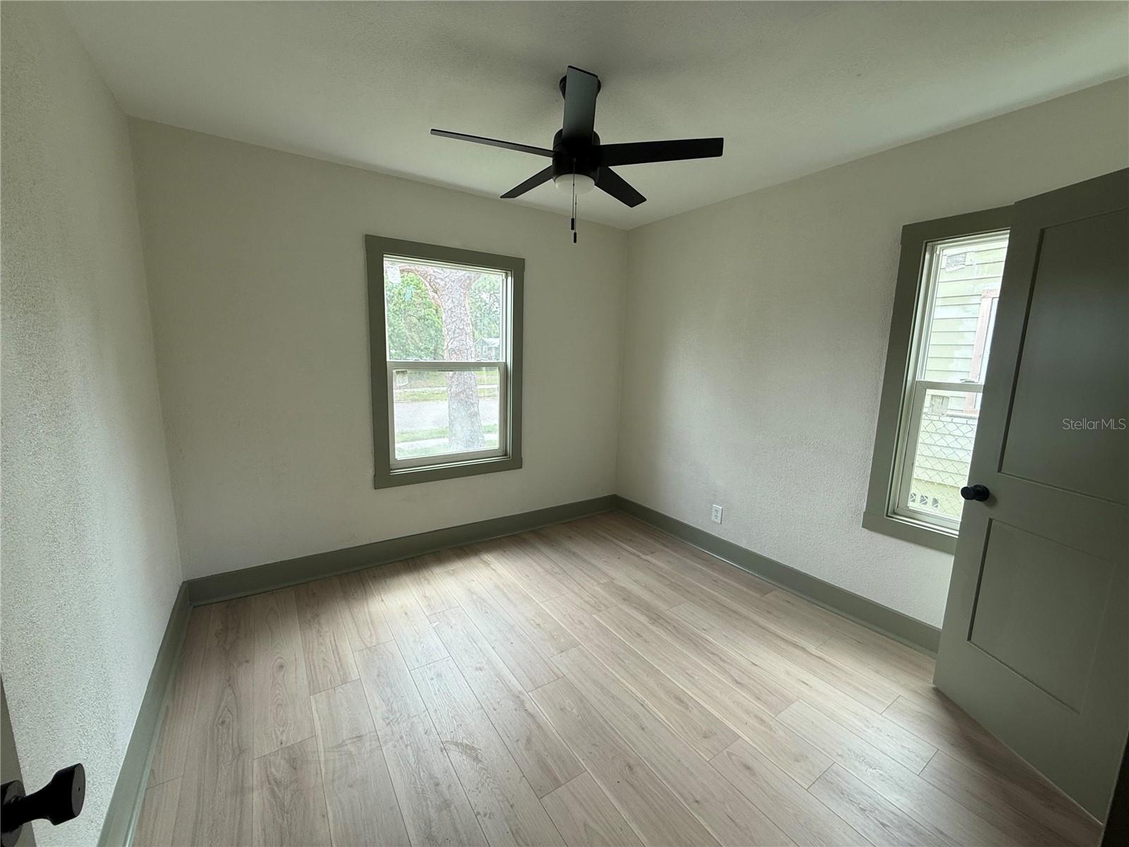 Image 6 of 9 For 535 14th Avenue S