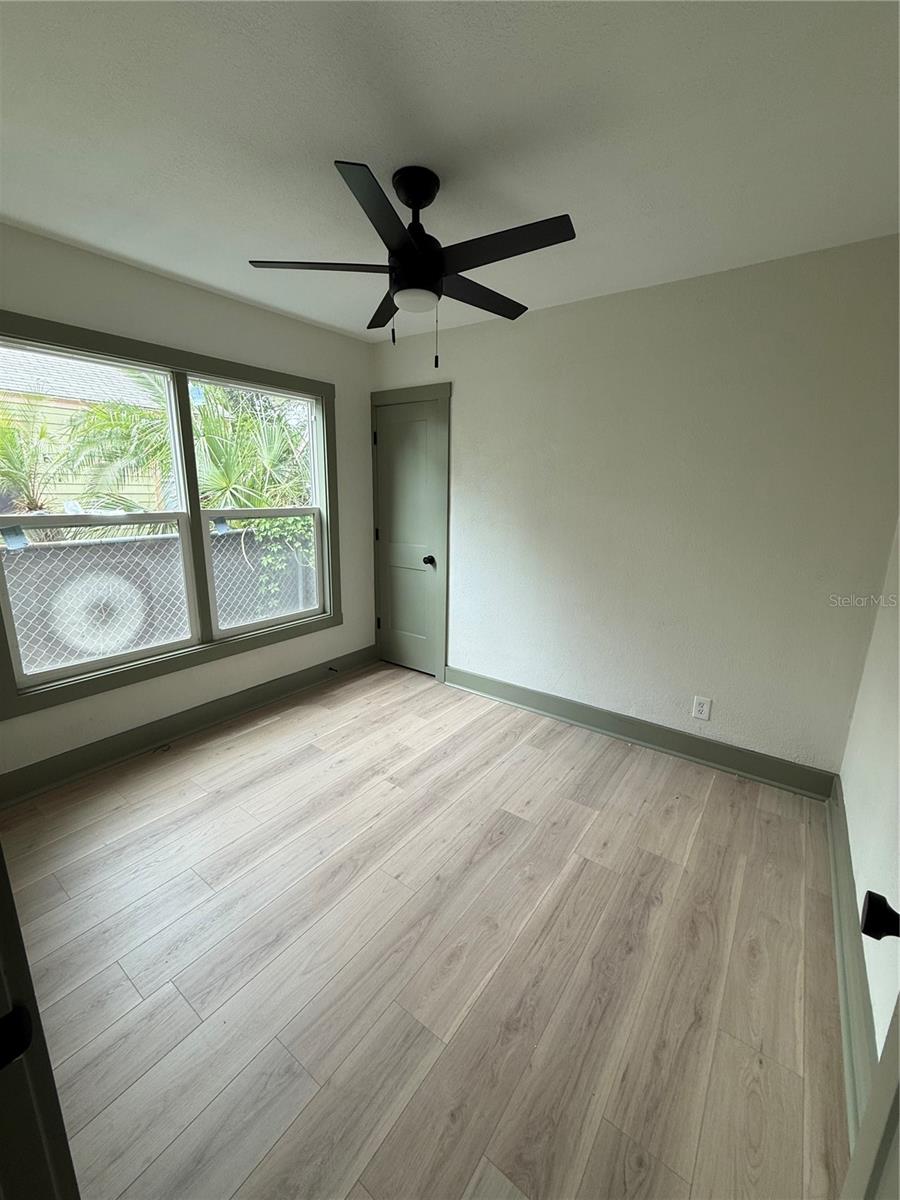 Image 8 of 9 For 535 14th Avenue S