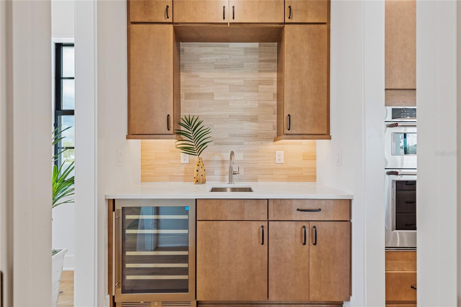 Image 22 of 68 For 220 Ninetieth Avenue Ne