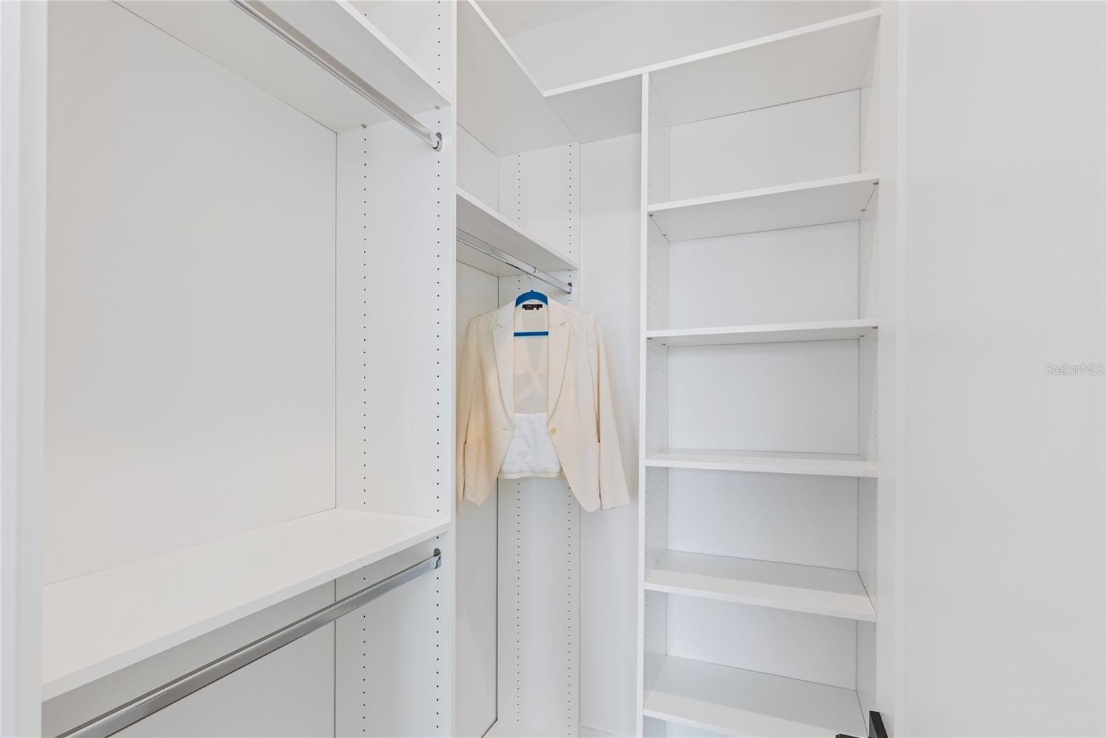 Image 37 of 68 For 220 Ninetieth Avenue Ne