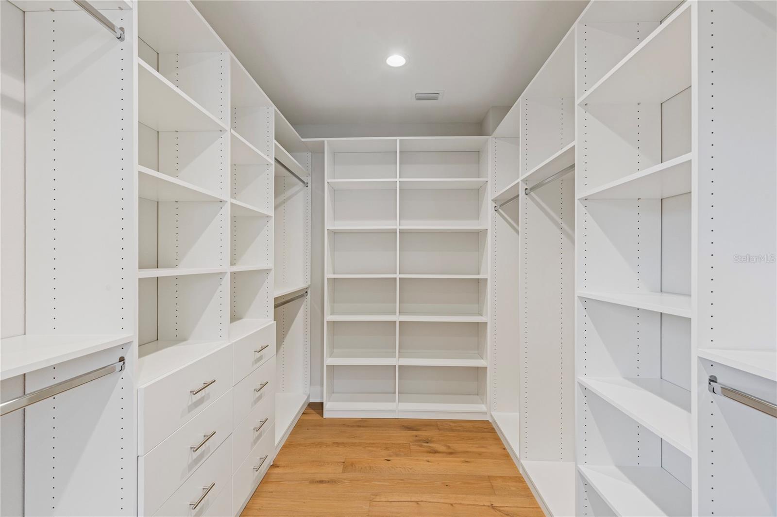 Image 51 of 68 For 220 Ninetieth Avenue Ne