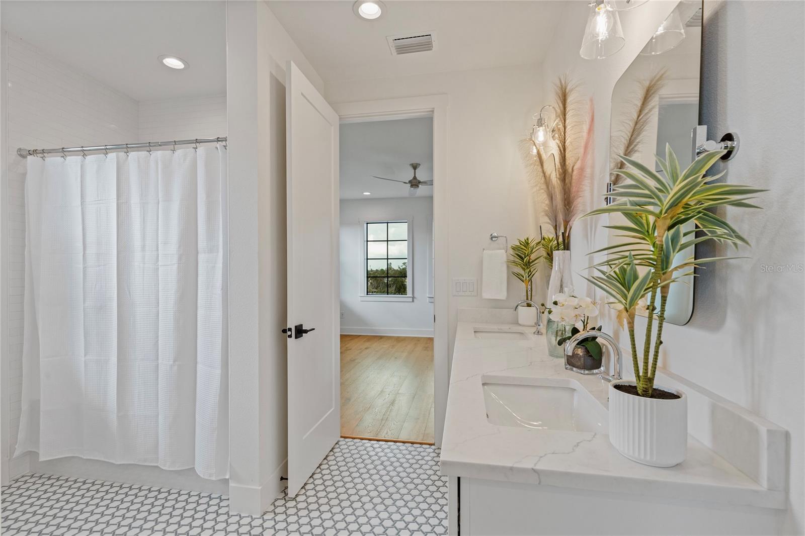 Image 55 of 68 For 220 Ninetieth Avenue Ne