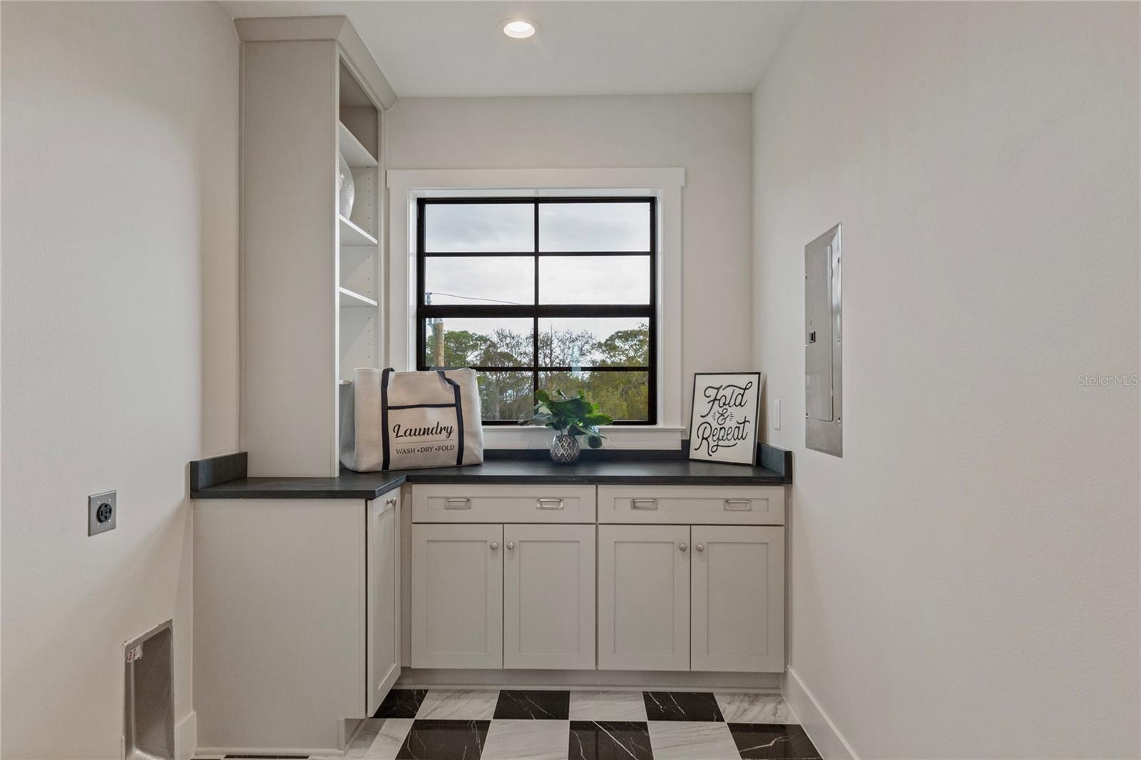 Image 60 of 68 For 220 Ninetieth Avenue Ne