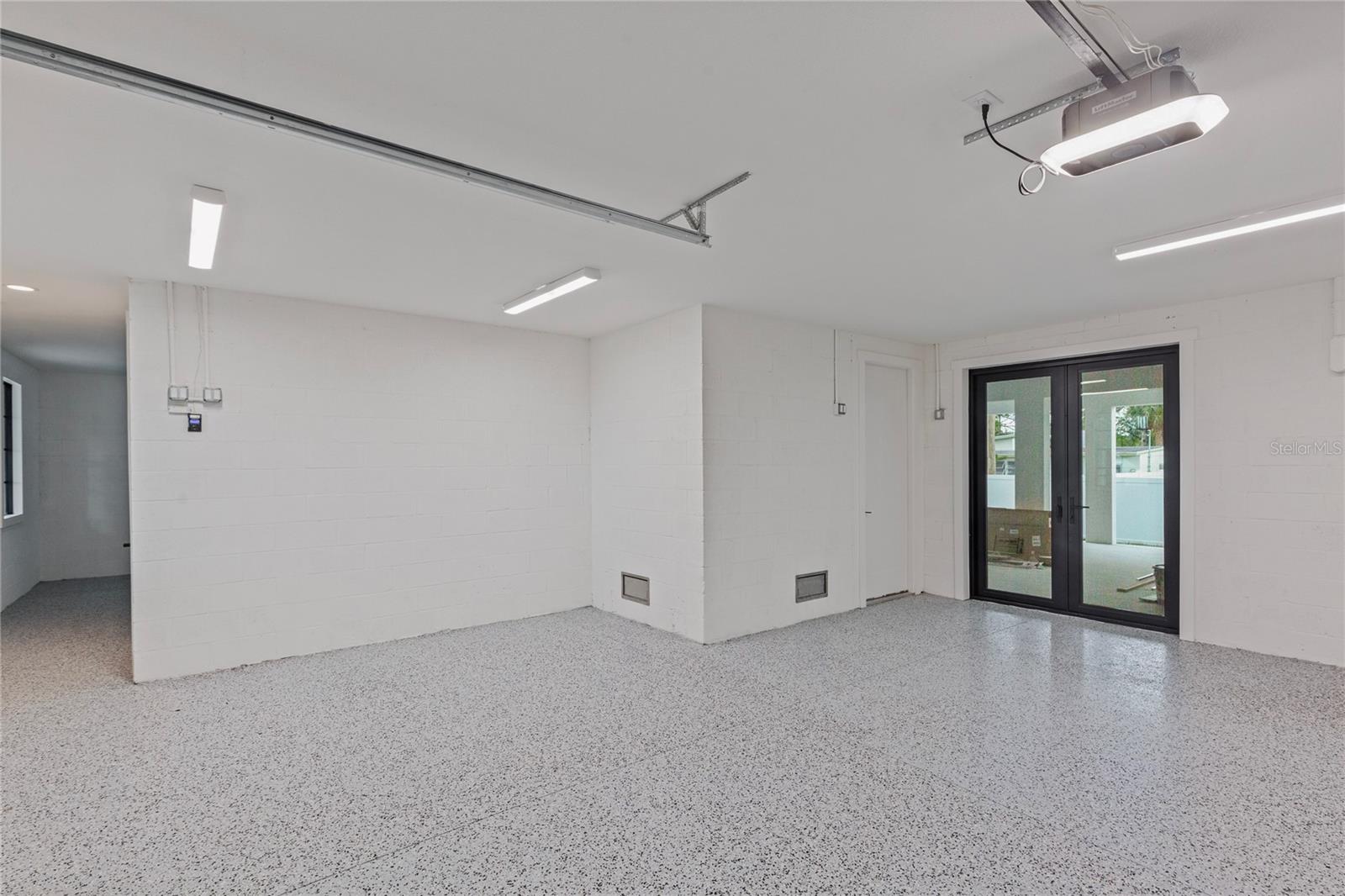 Image 63 of 68 For 220 Ninetieth Avenue Ne