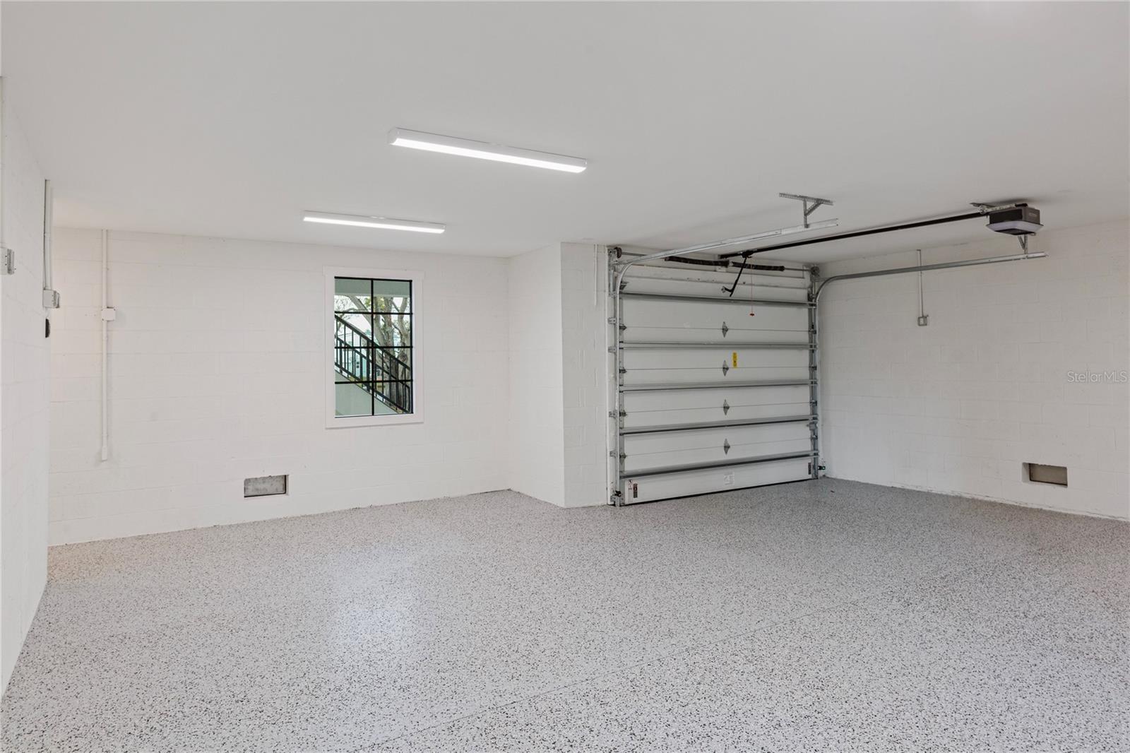 Image 65 of 68 For 220 Ninetieth Avenue Ne