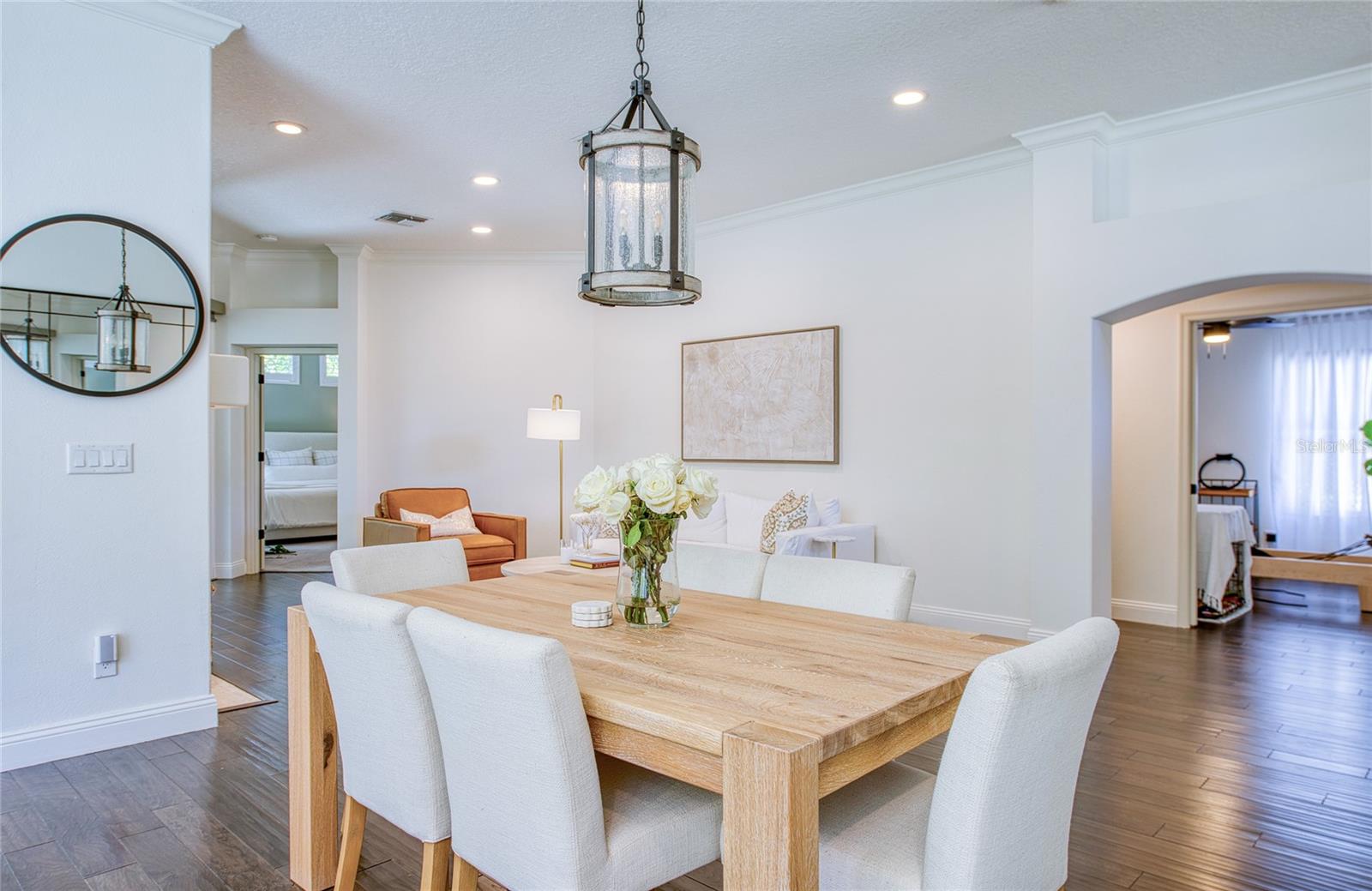 Image 17 of 61 For 2182 Trevor Road