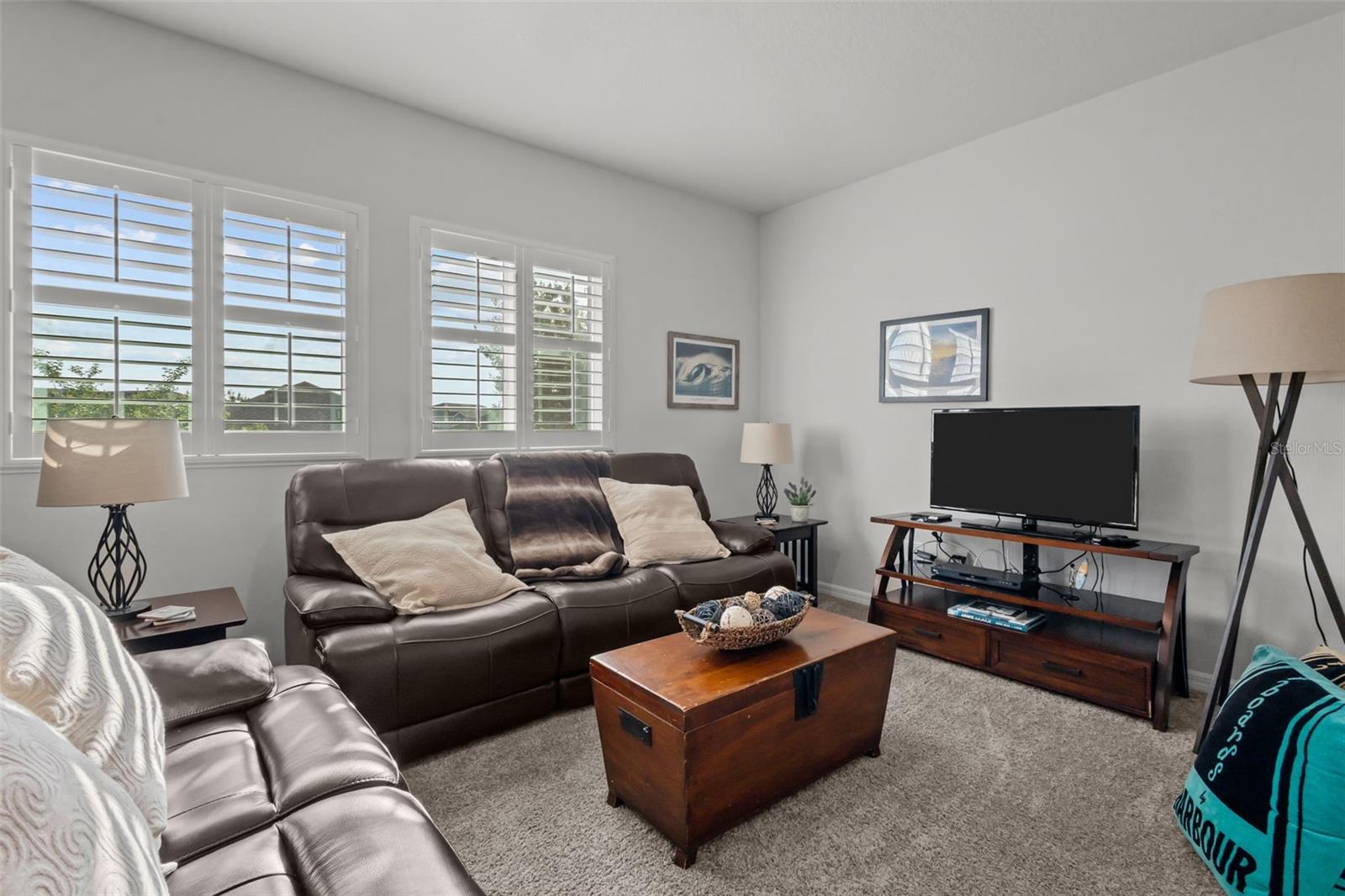 Image 19 of 46 For 15166 Renaissance Avenue