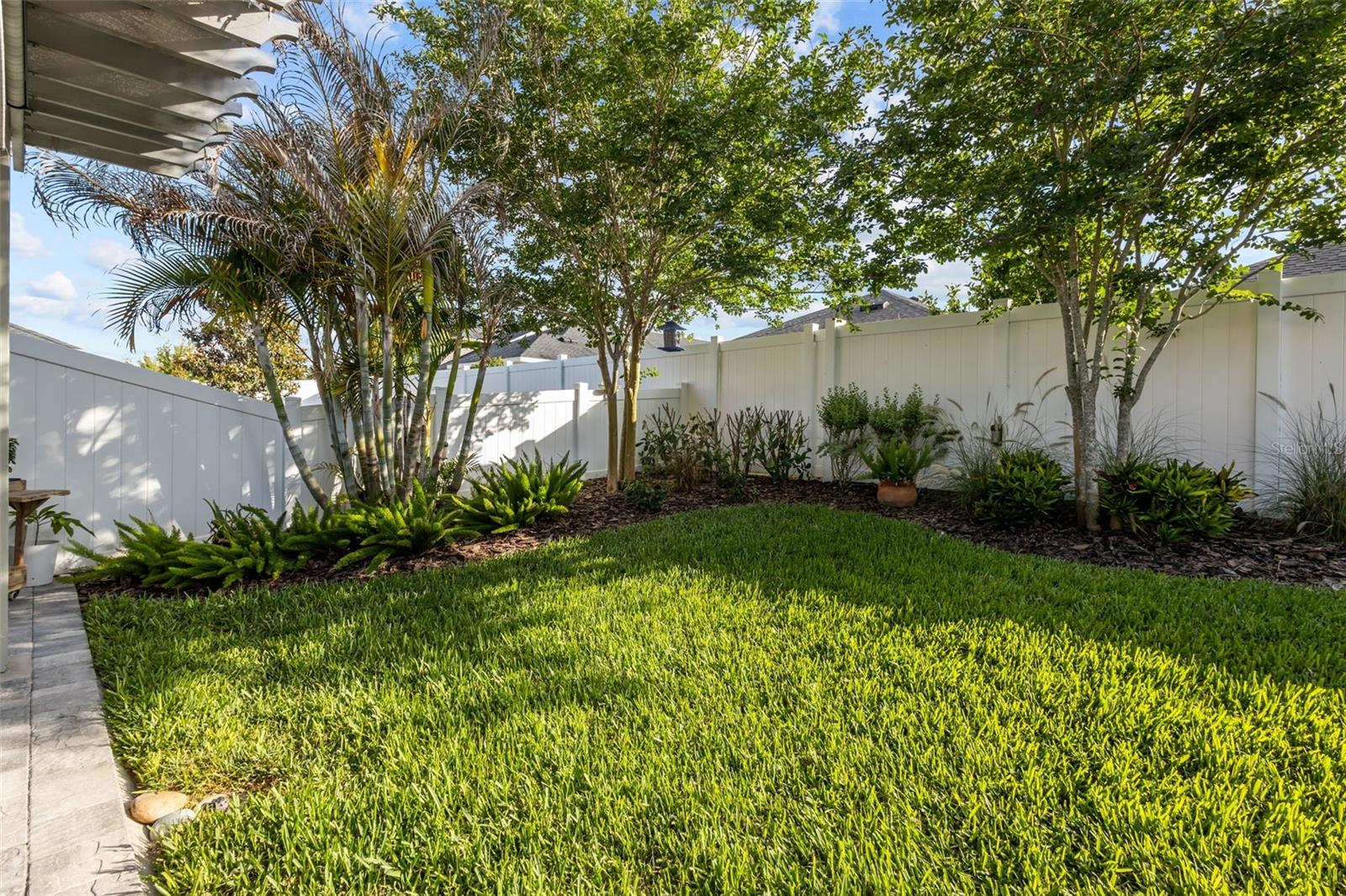 Image 29 of 46 For 15166 Renaissance Avenue