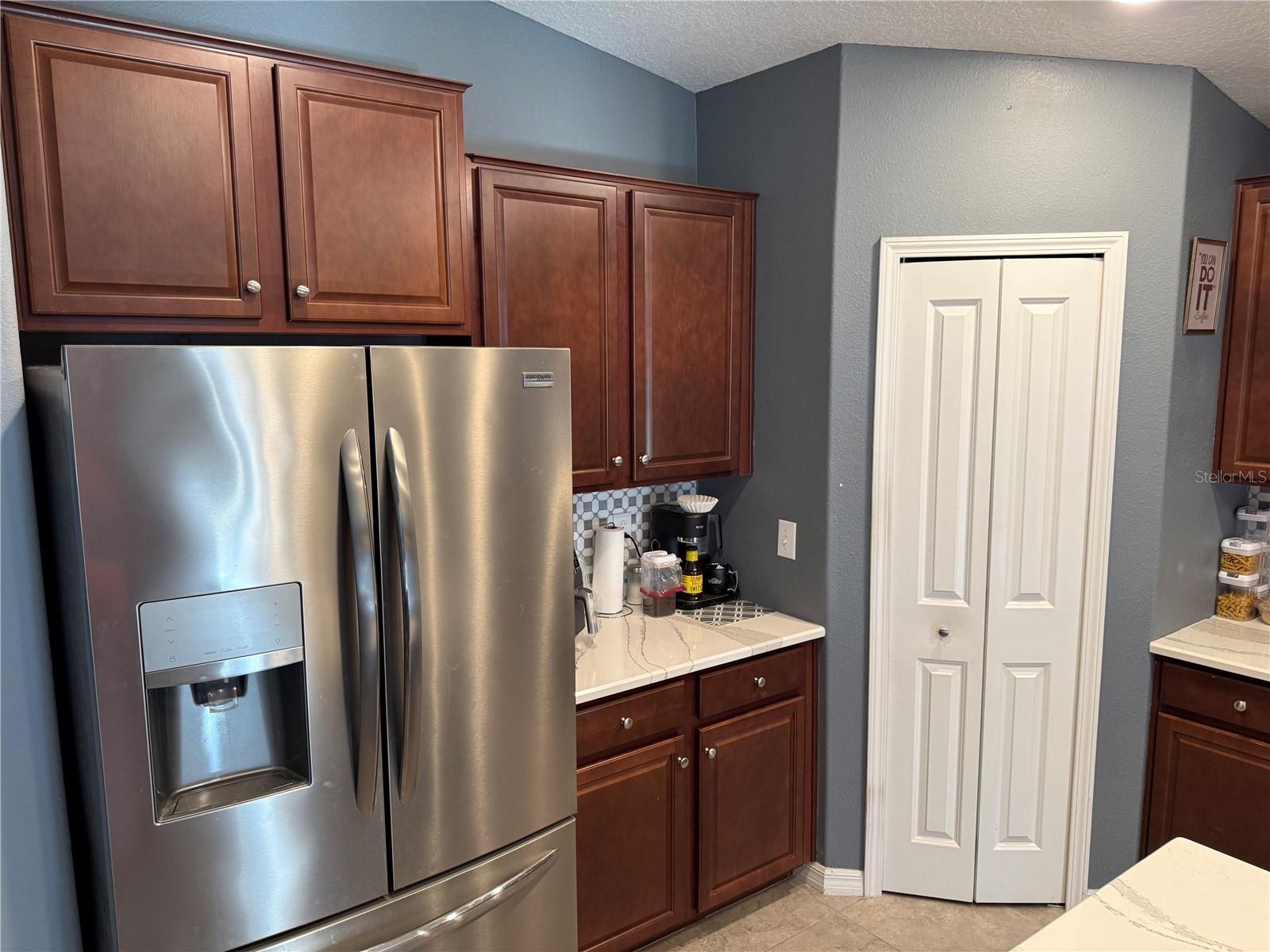 Image 5 of 16 For 6629 Wagon Trail Street