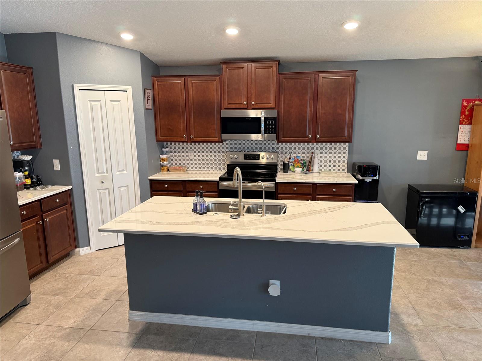 Image 6 of 16 For 6629 Wagon Trail Street