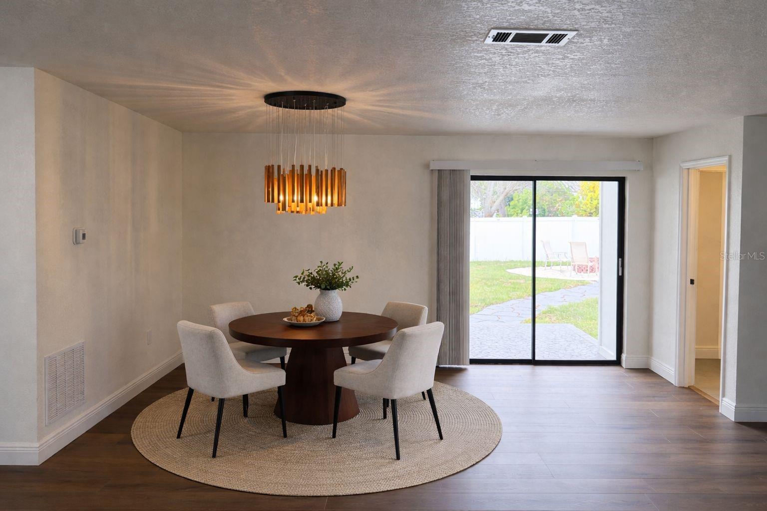 Image 5 of 19 For 343 Shore Drive E