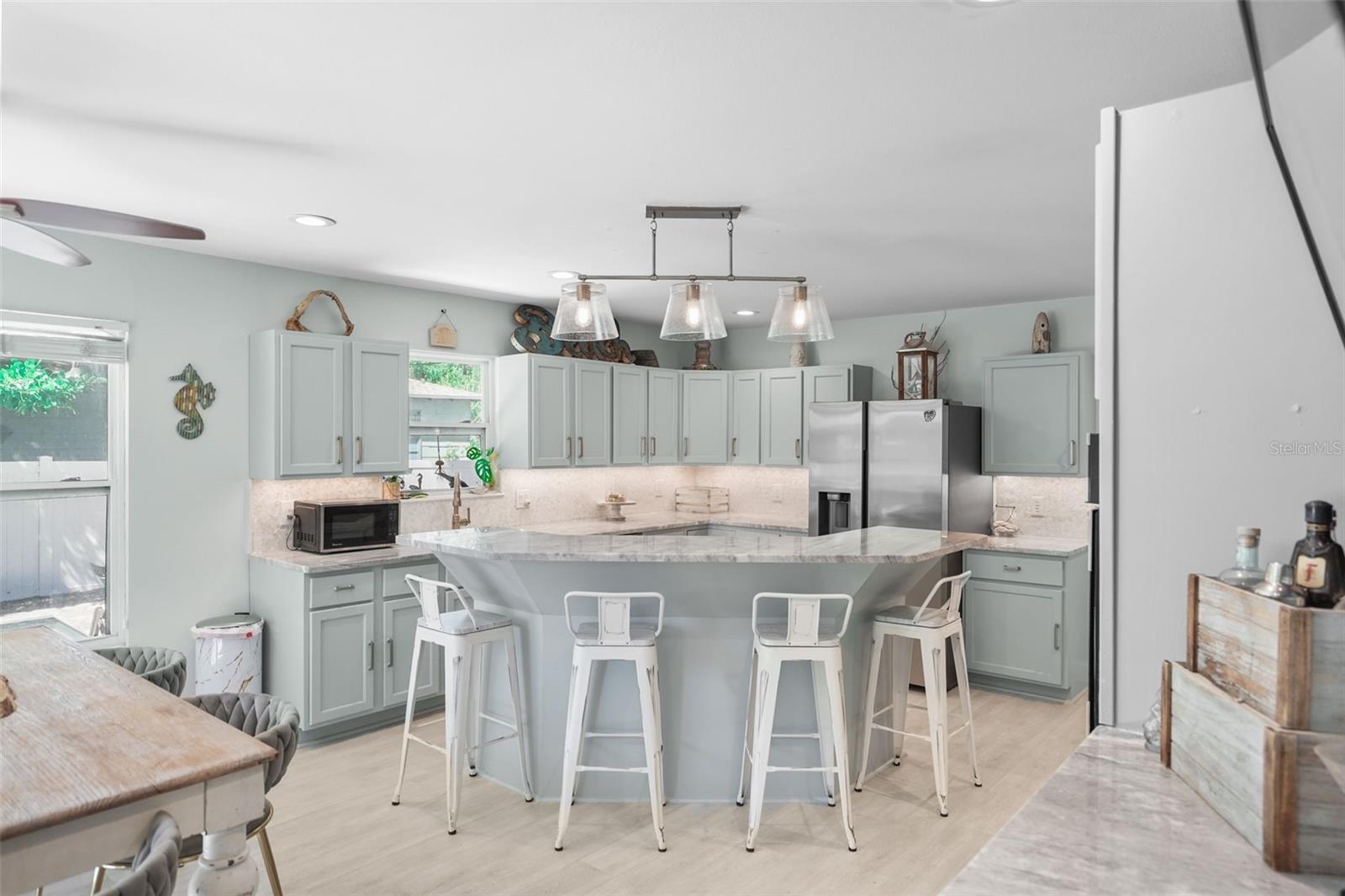 Image 16 of 57 For 4800 16th Street N