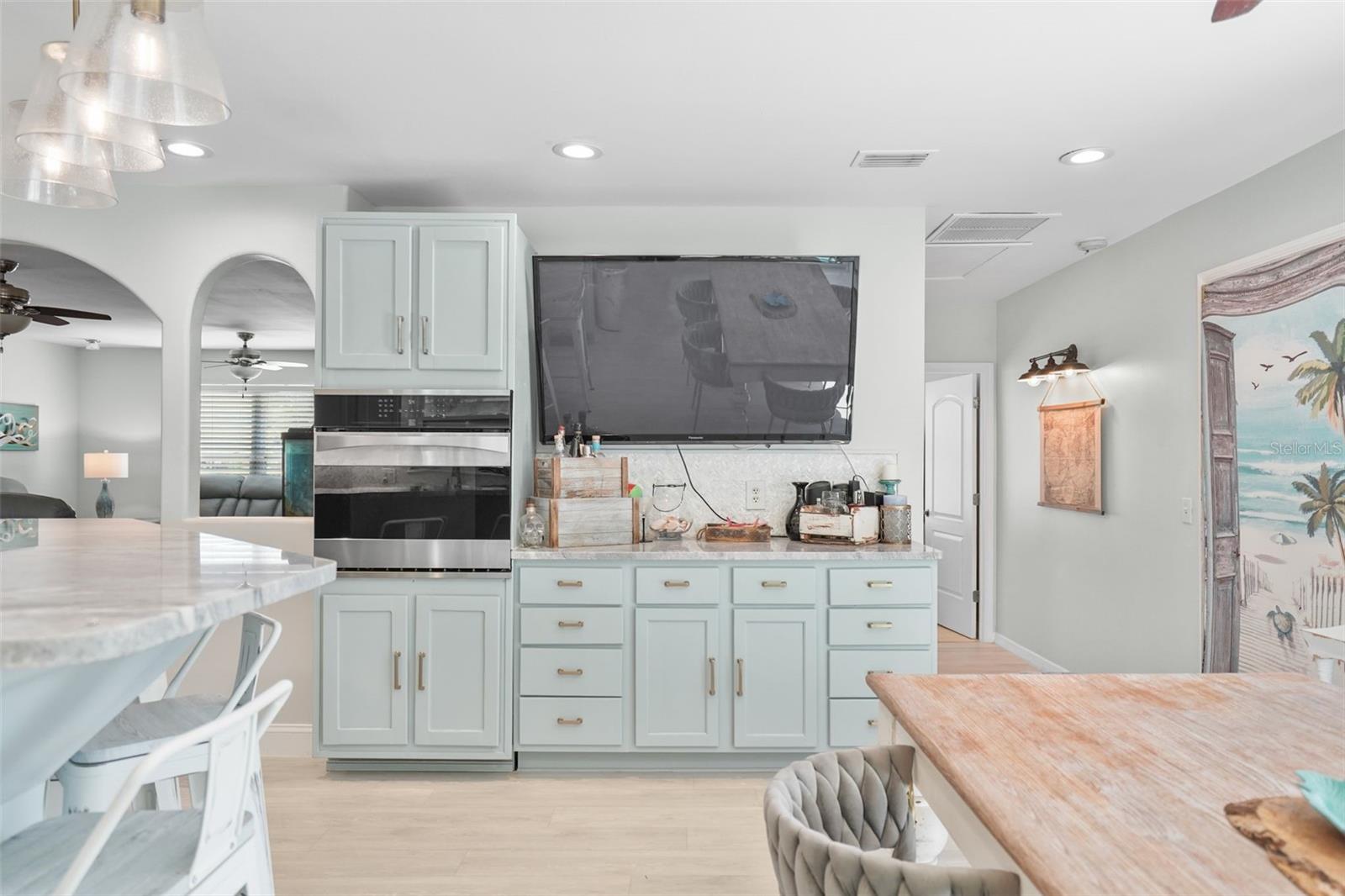 Image 18 of 57 For 4800 16th Street N